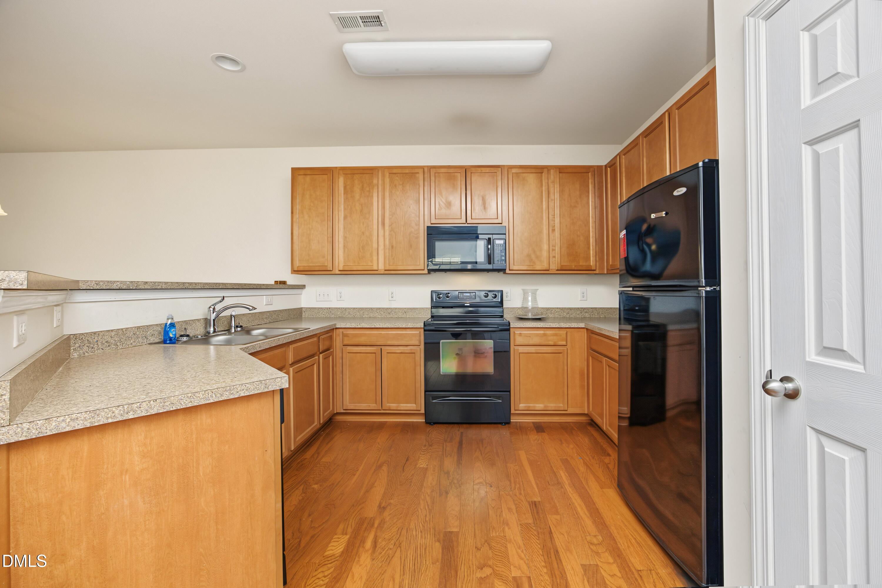 1331 Stone Manor Drive Property Photo 11