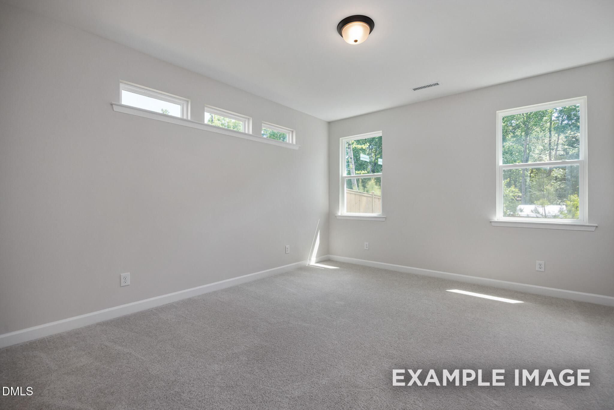 912 Diana Victoria Court Property Photo 10