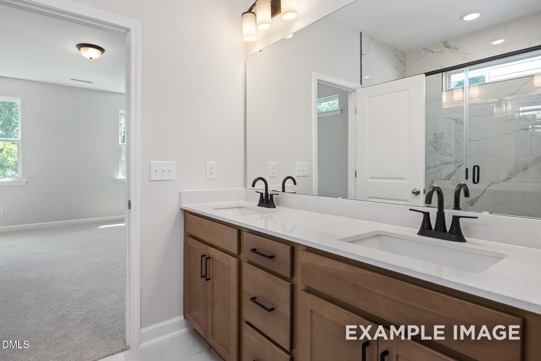 912 Diana Victoria Court Property Photo 12