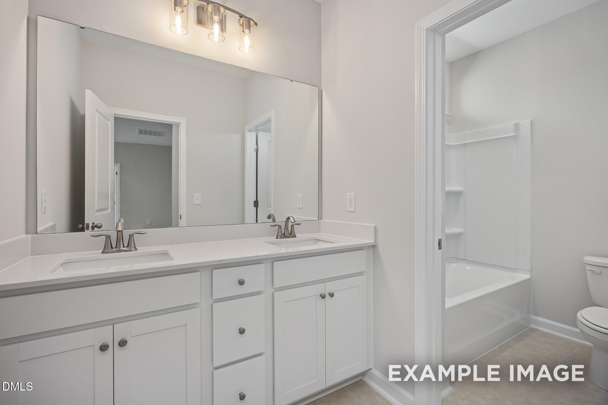 912 Diana Victoria Court Property Photo 17