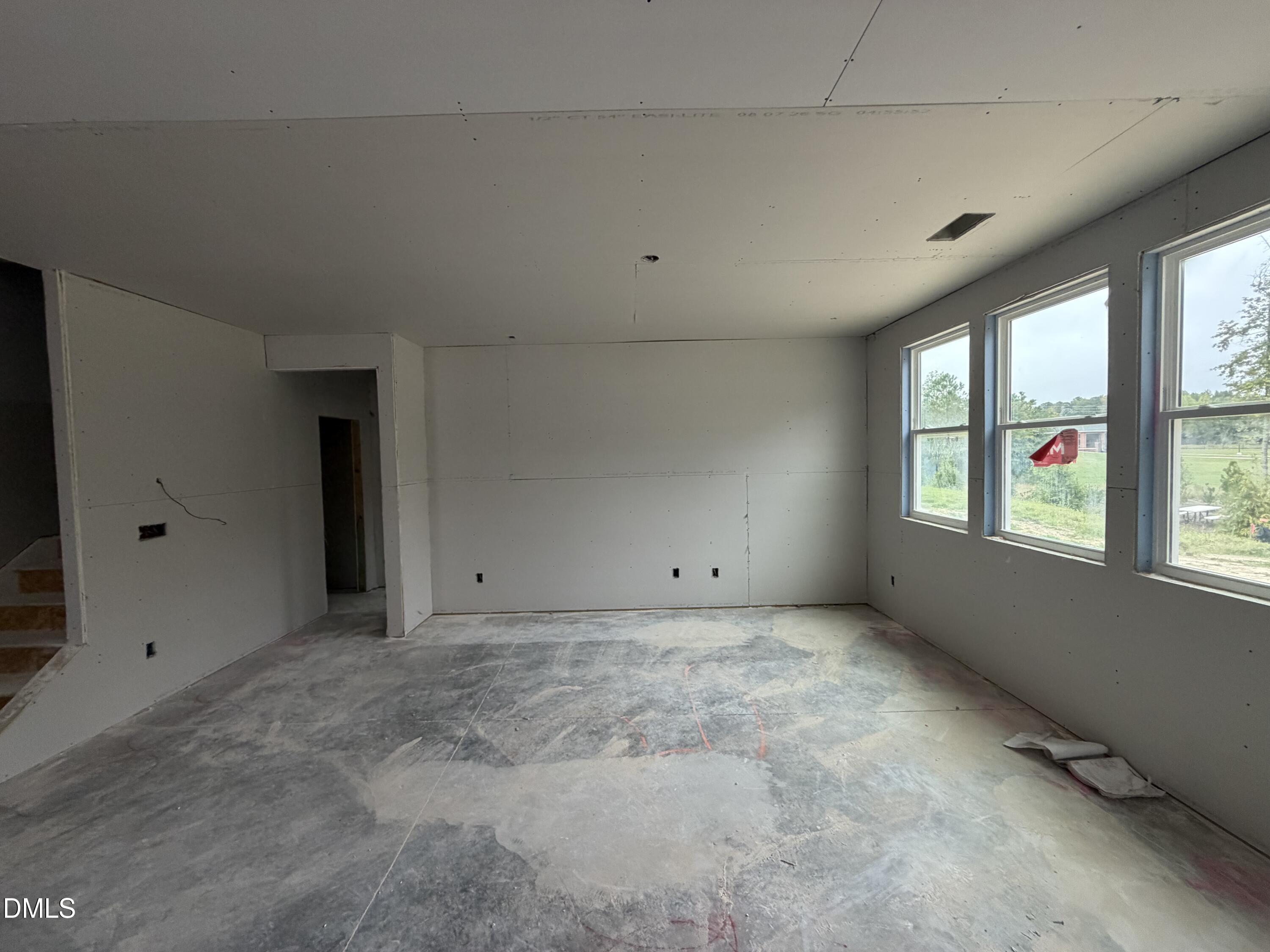 912 Diana Victoria Court Property Photo 22