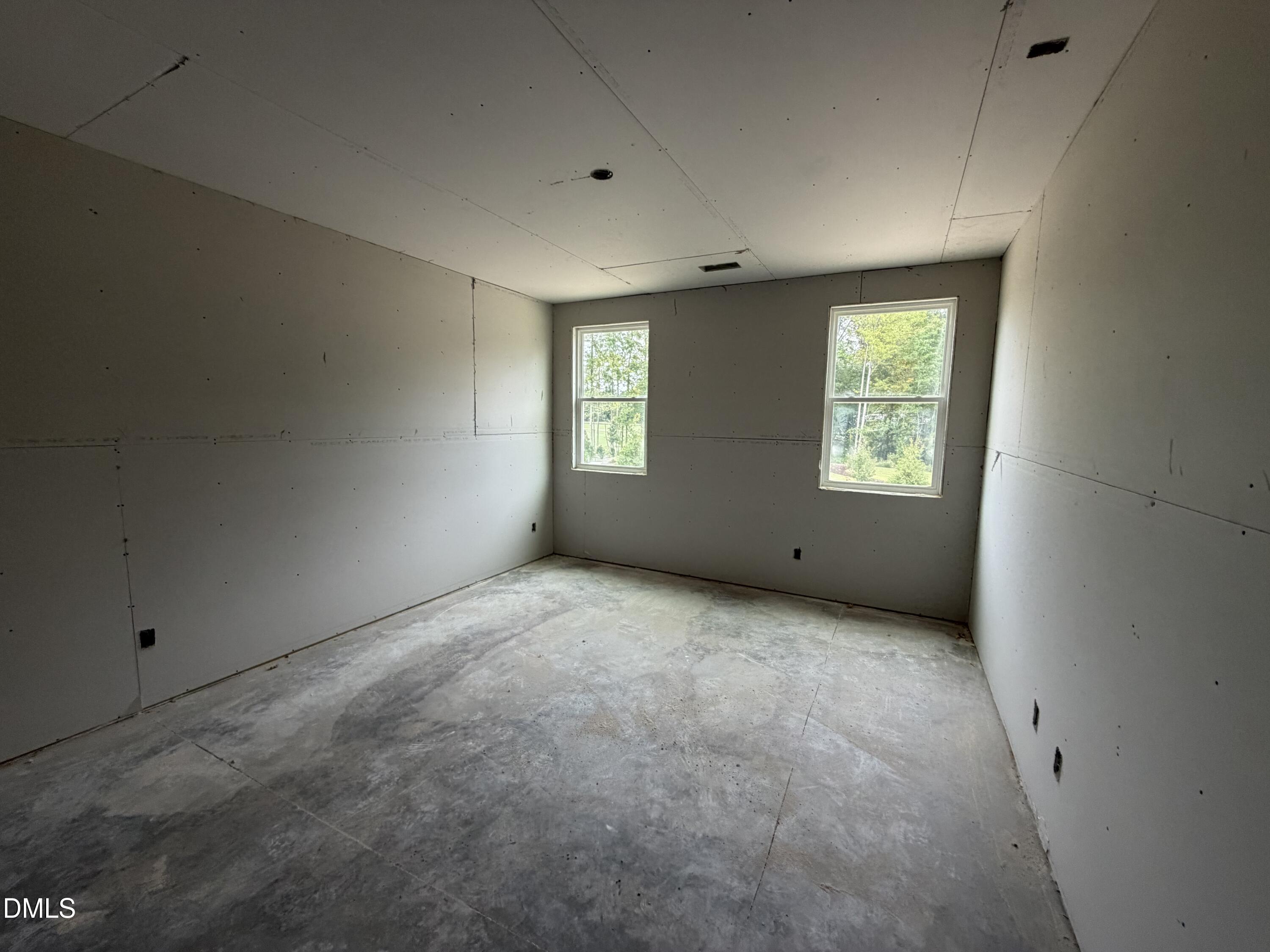 912 Diana Victoria Court Property Photo 24