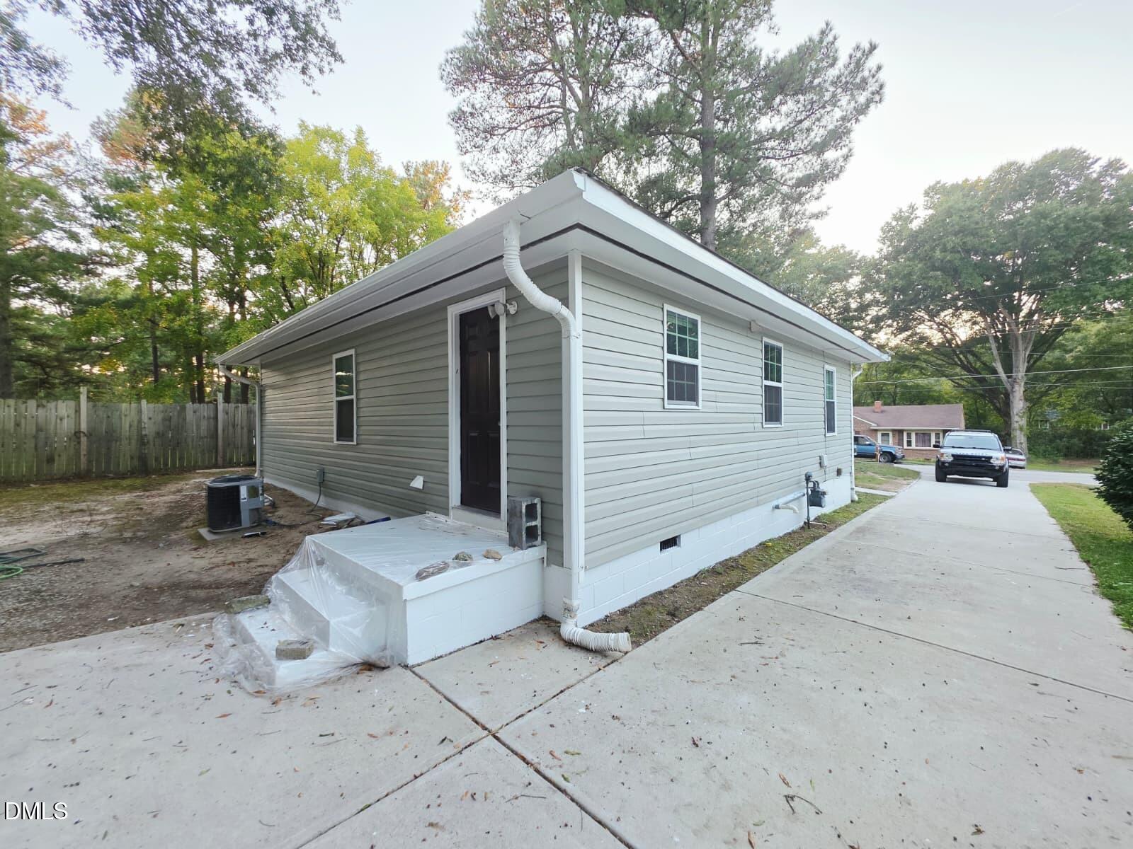 118 N Bullock Street Property Photo 4