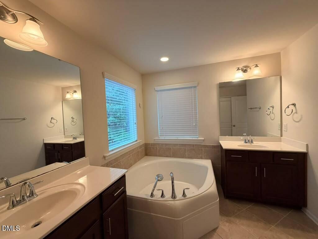 132 Concordia Woods Drive Property Photo 18