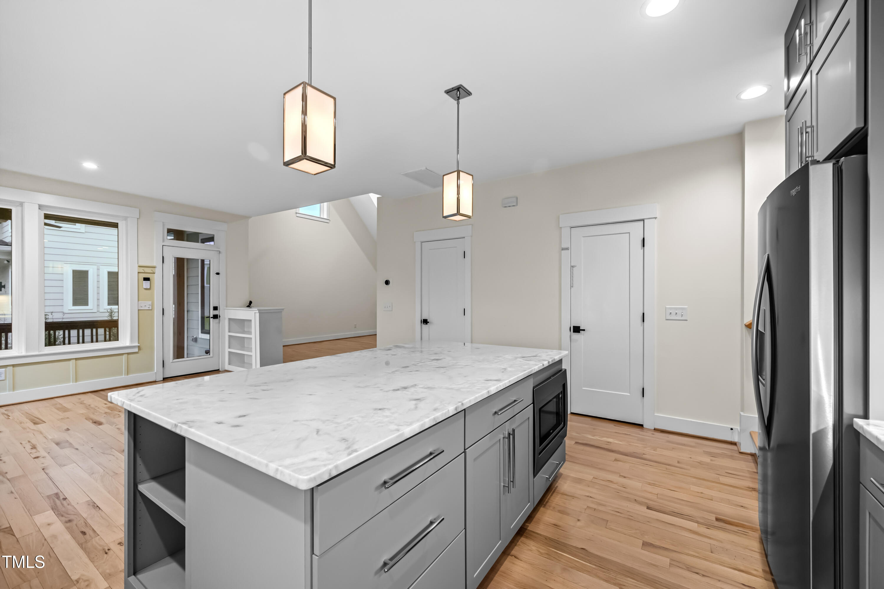 917 S Blount Street Property Photo 15