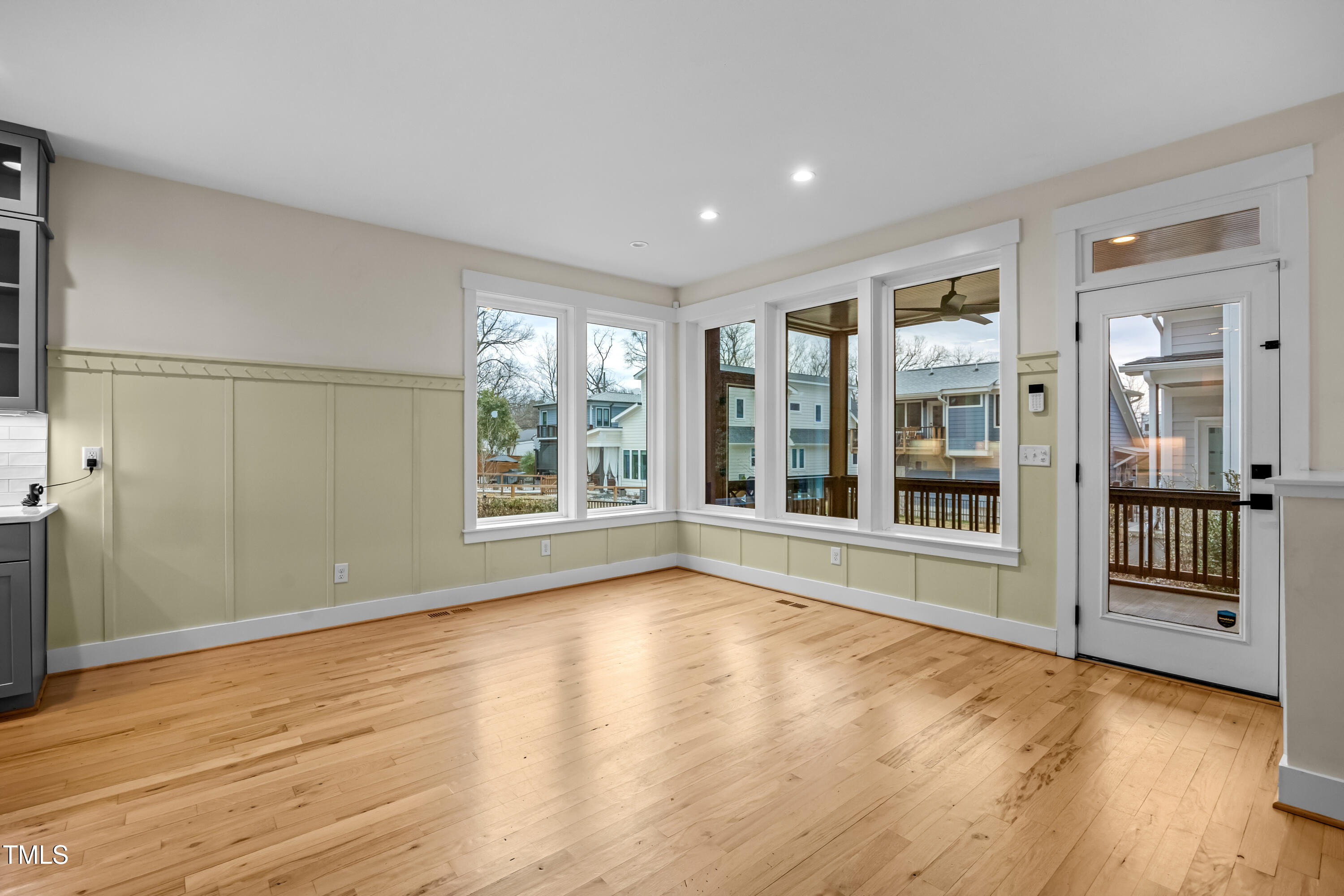 917 S Blount Street Property Photo 16