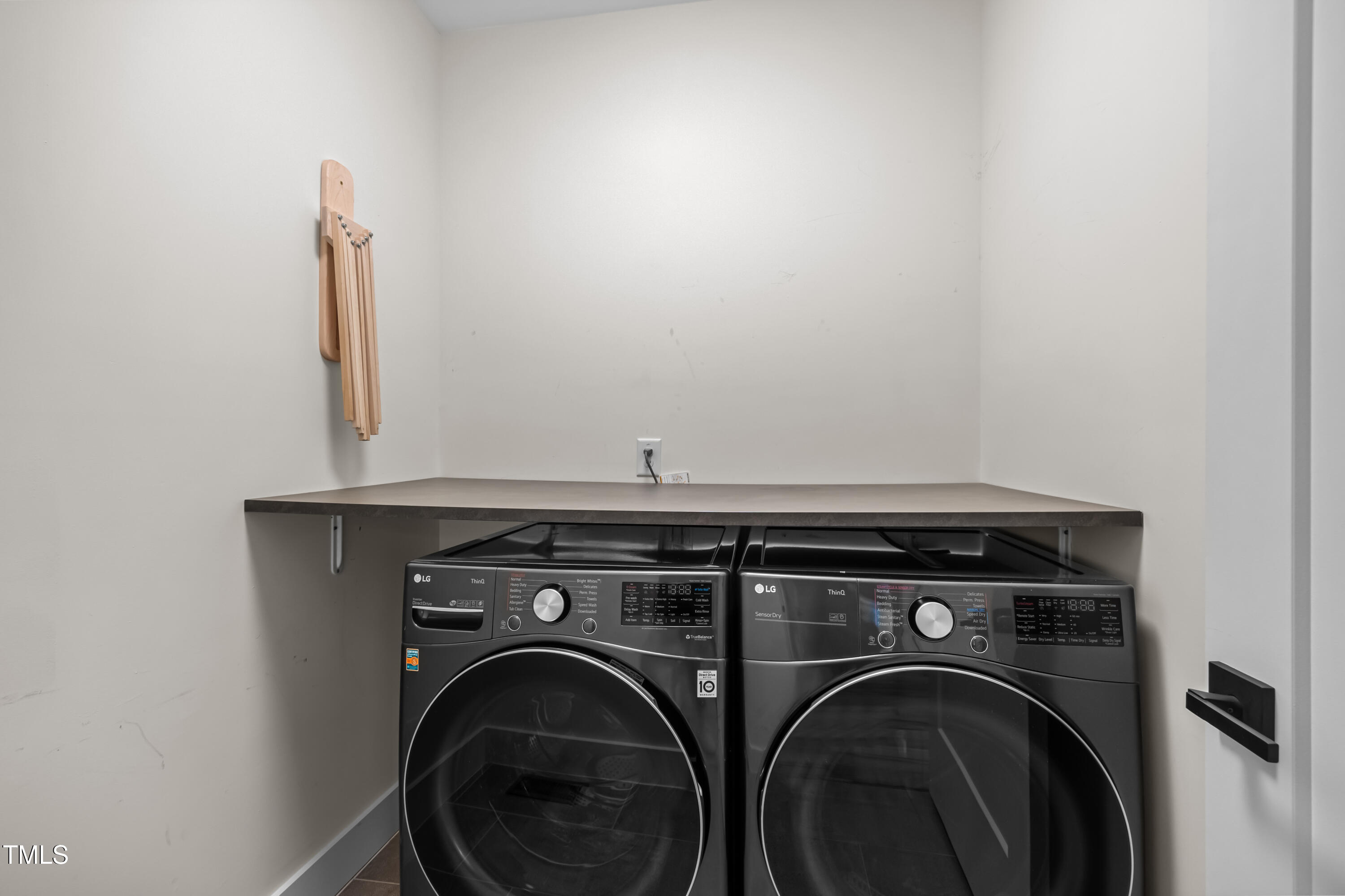 917 S Blount Street Property Photo 28