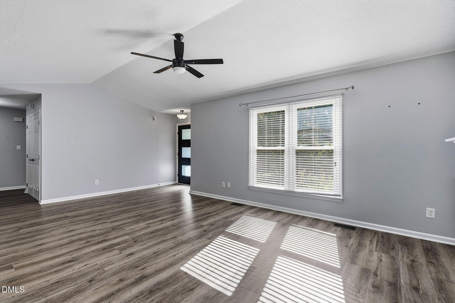 100 Farmington Drive Property Photo 11