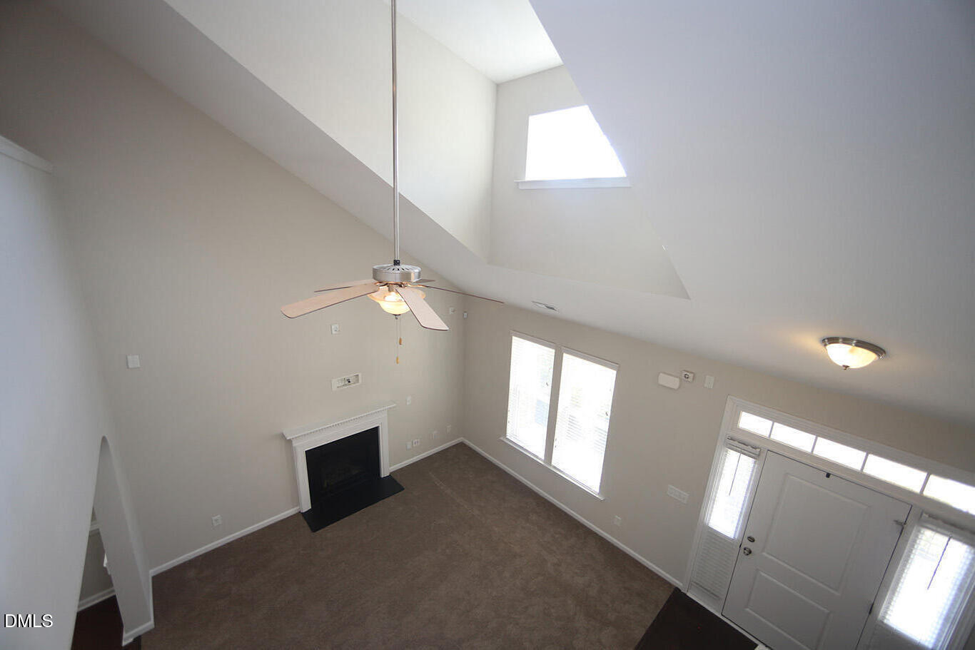 166 Marsh Creek Drive Property Photo 6