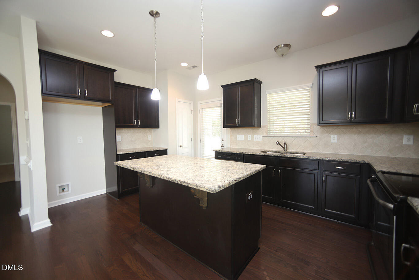 166 Marsh Creek Drive Property Photo 12