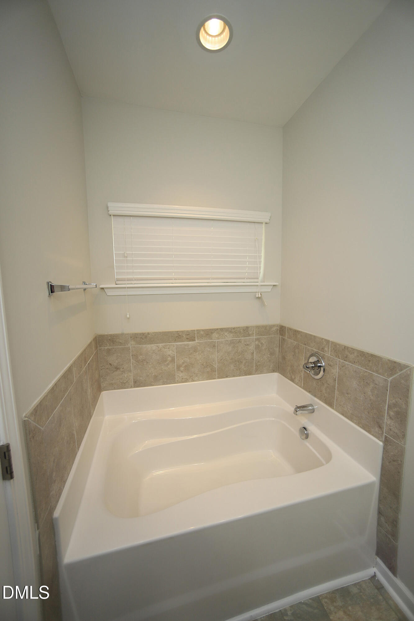 166 Marsh Creek Drive Property Photo 25