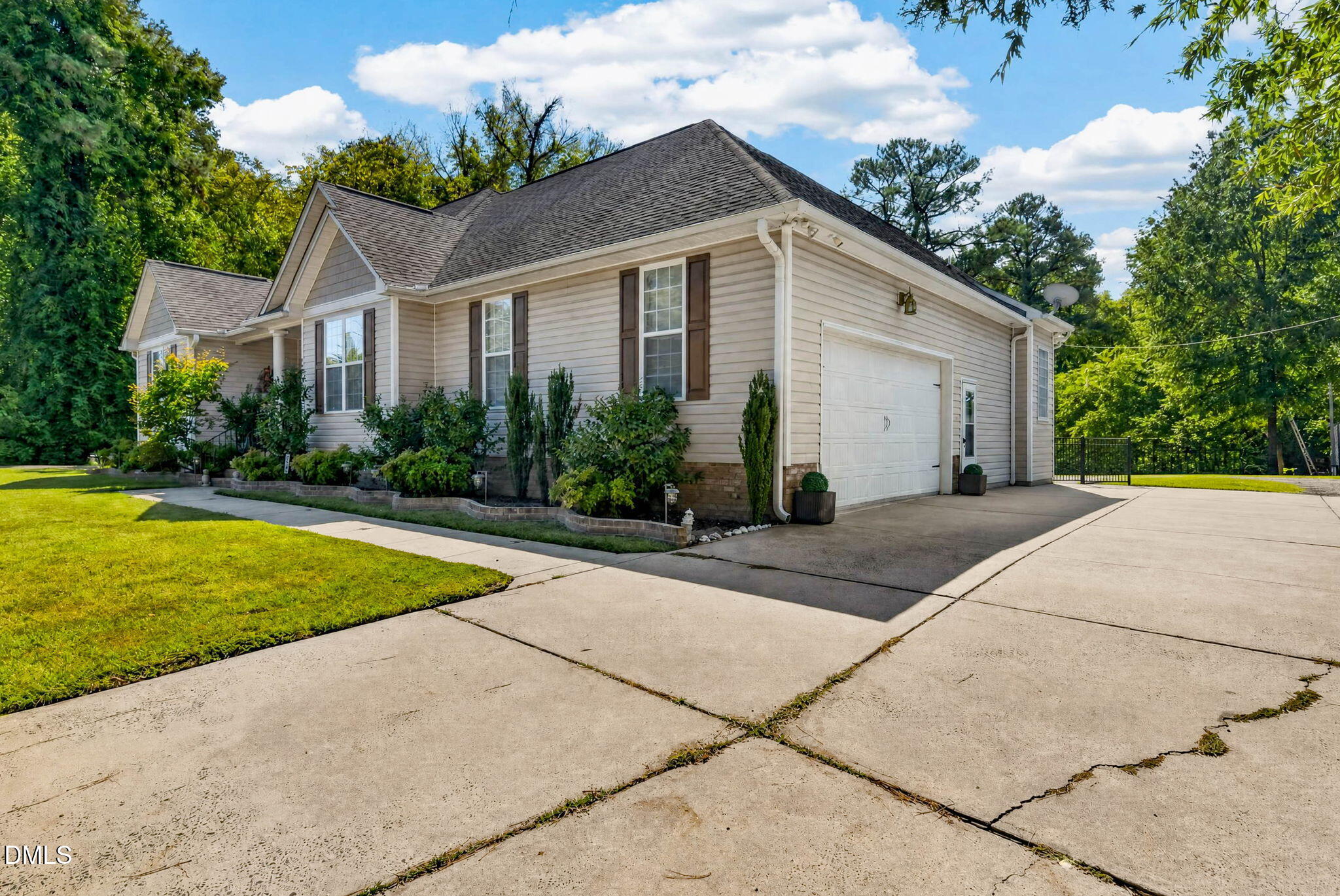 4006 Angier Avenue Property Photo 6