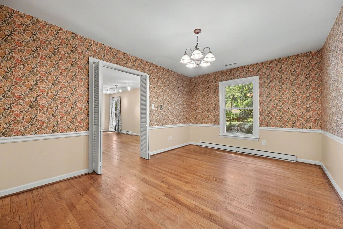 410 Brookside Drive Property Photo 3