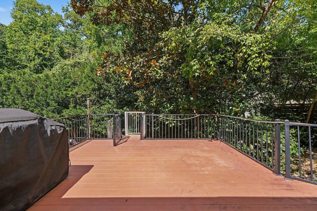 410 Brookside Drive Property Photo 20