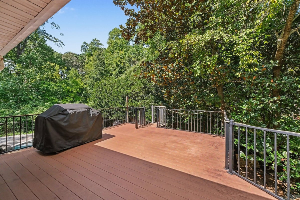 410 Brookside Drive Property Photo 21