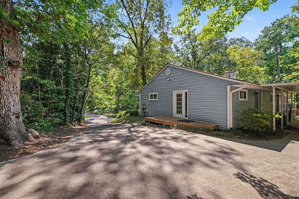 410 Brookside Drive Property Photo 30