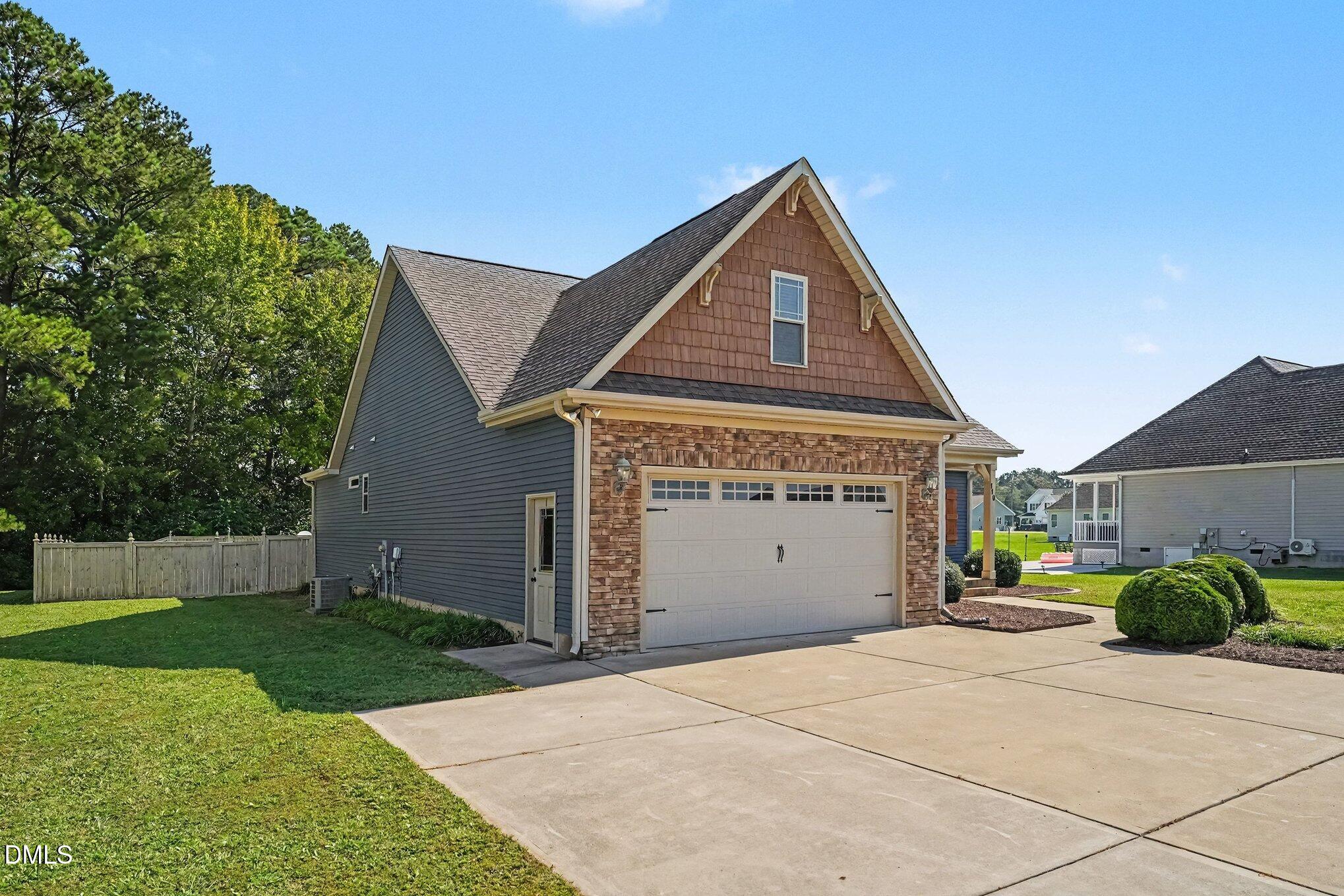 110 Woolrich Drive Property Photo 4
