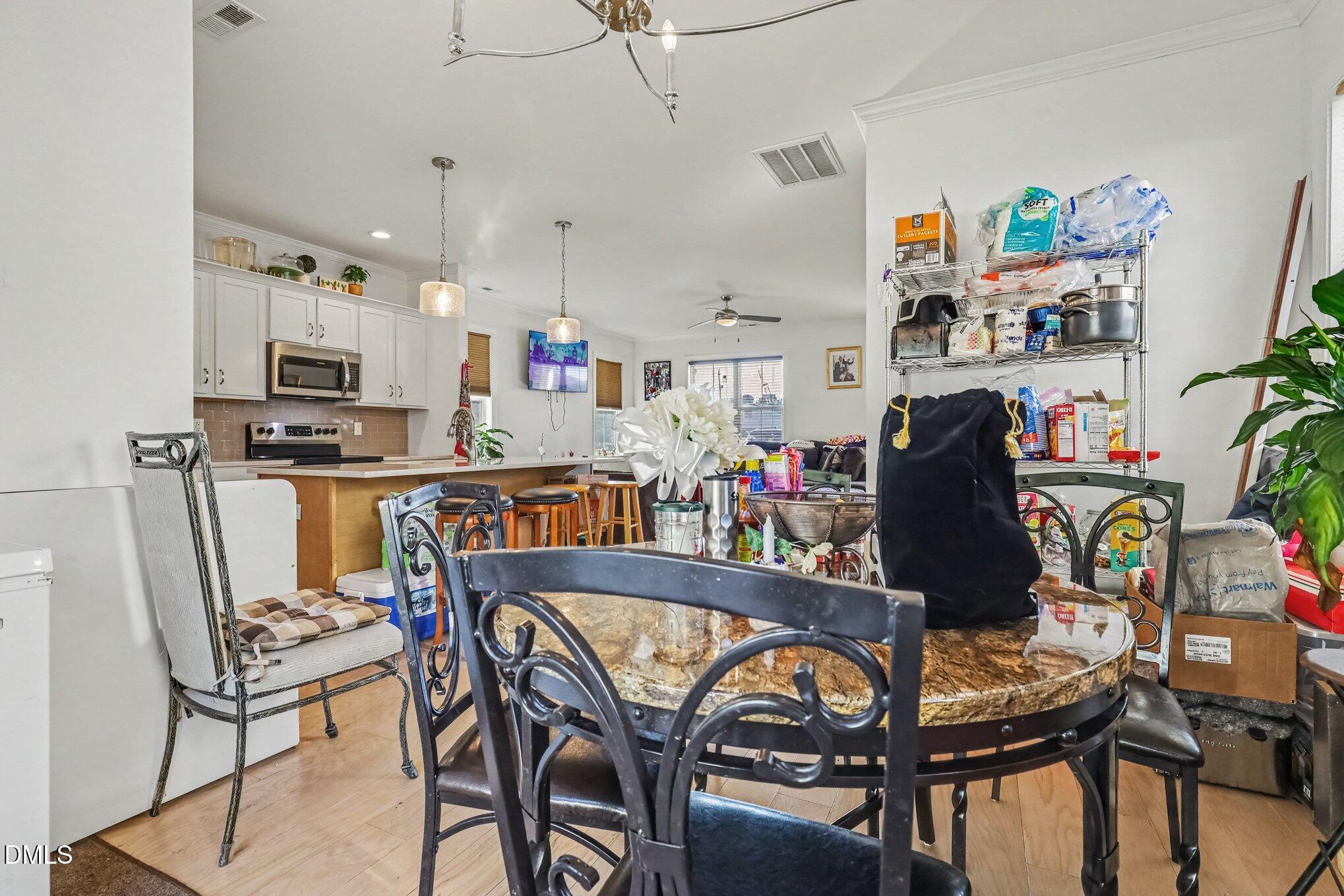 1625 Berry Avenue Property Photo 12