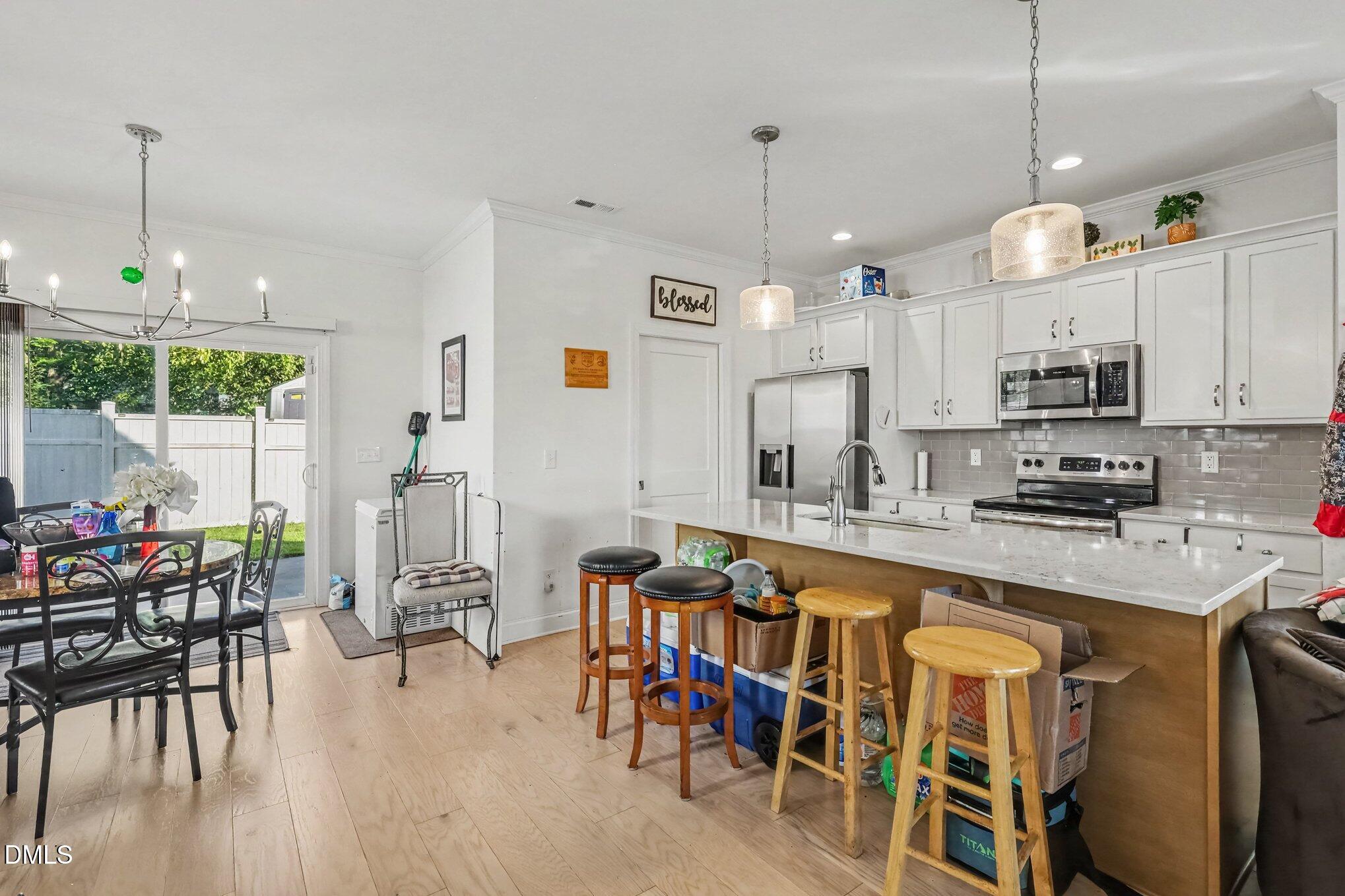 1625 Berry Avenue Property Photo 14