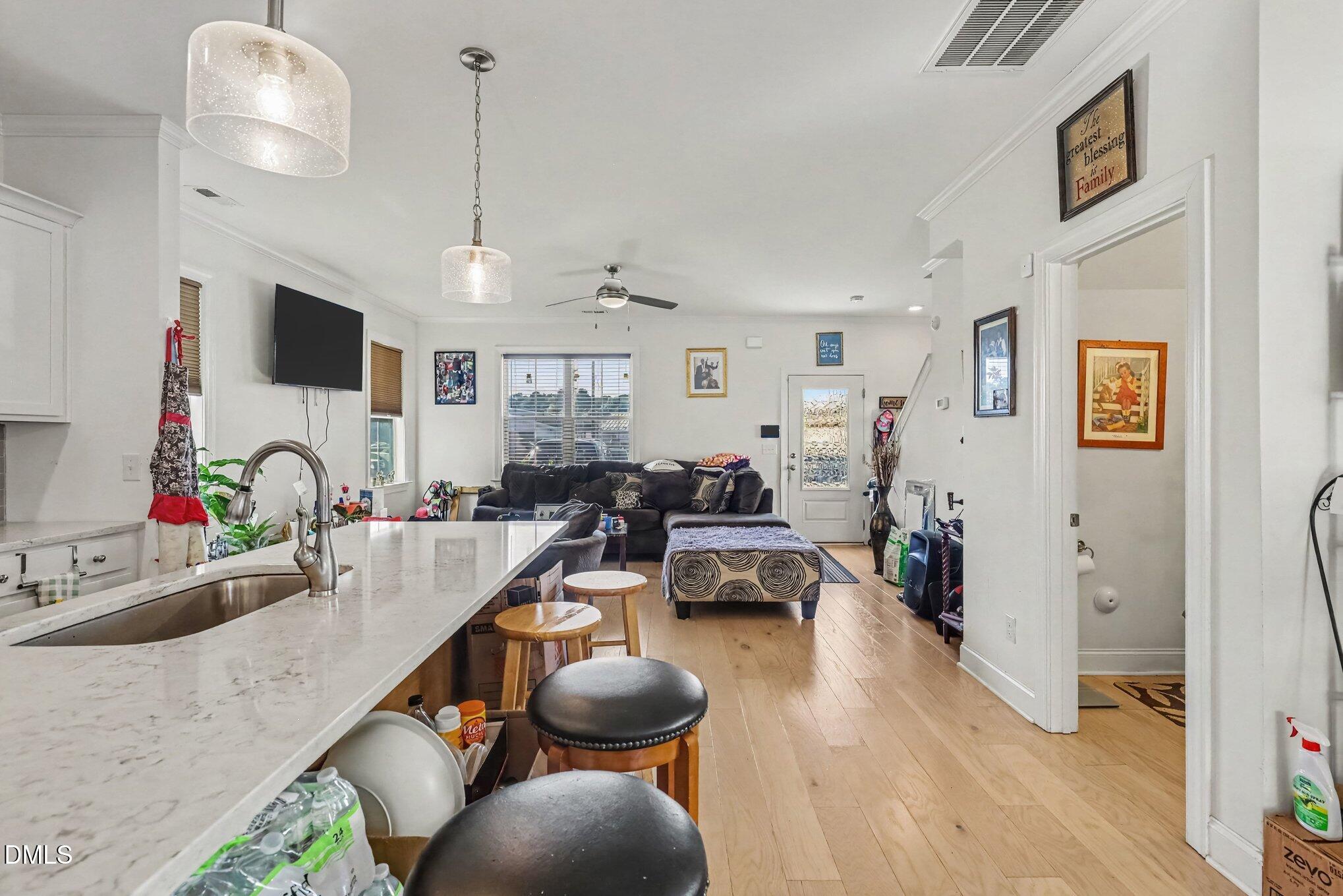 1625 Berry Avenue Property Photo 18