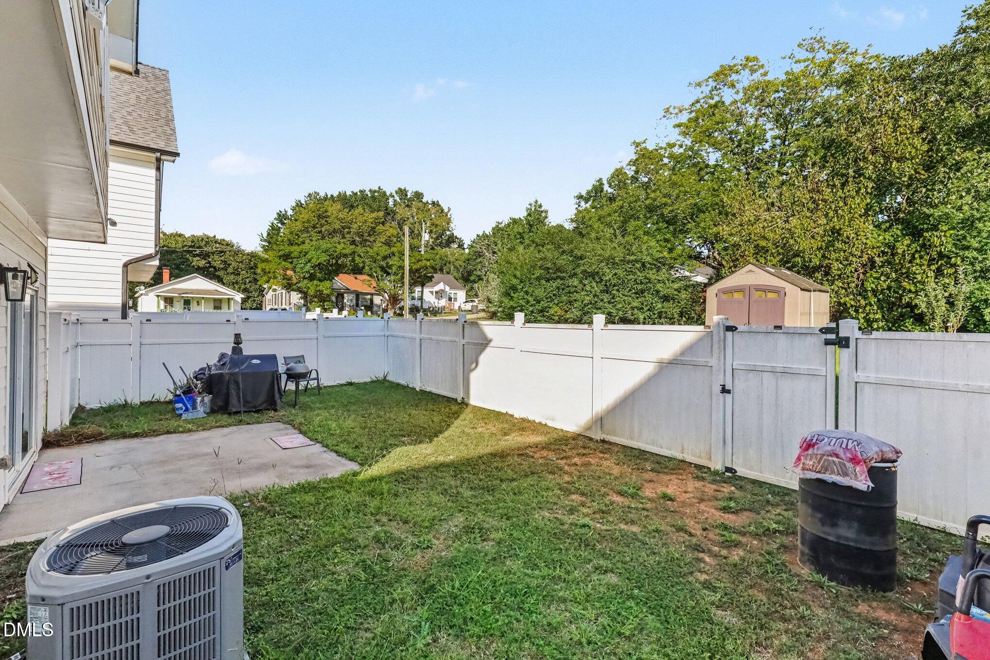 1625 Berry Avenue Property Photo 30