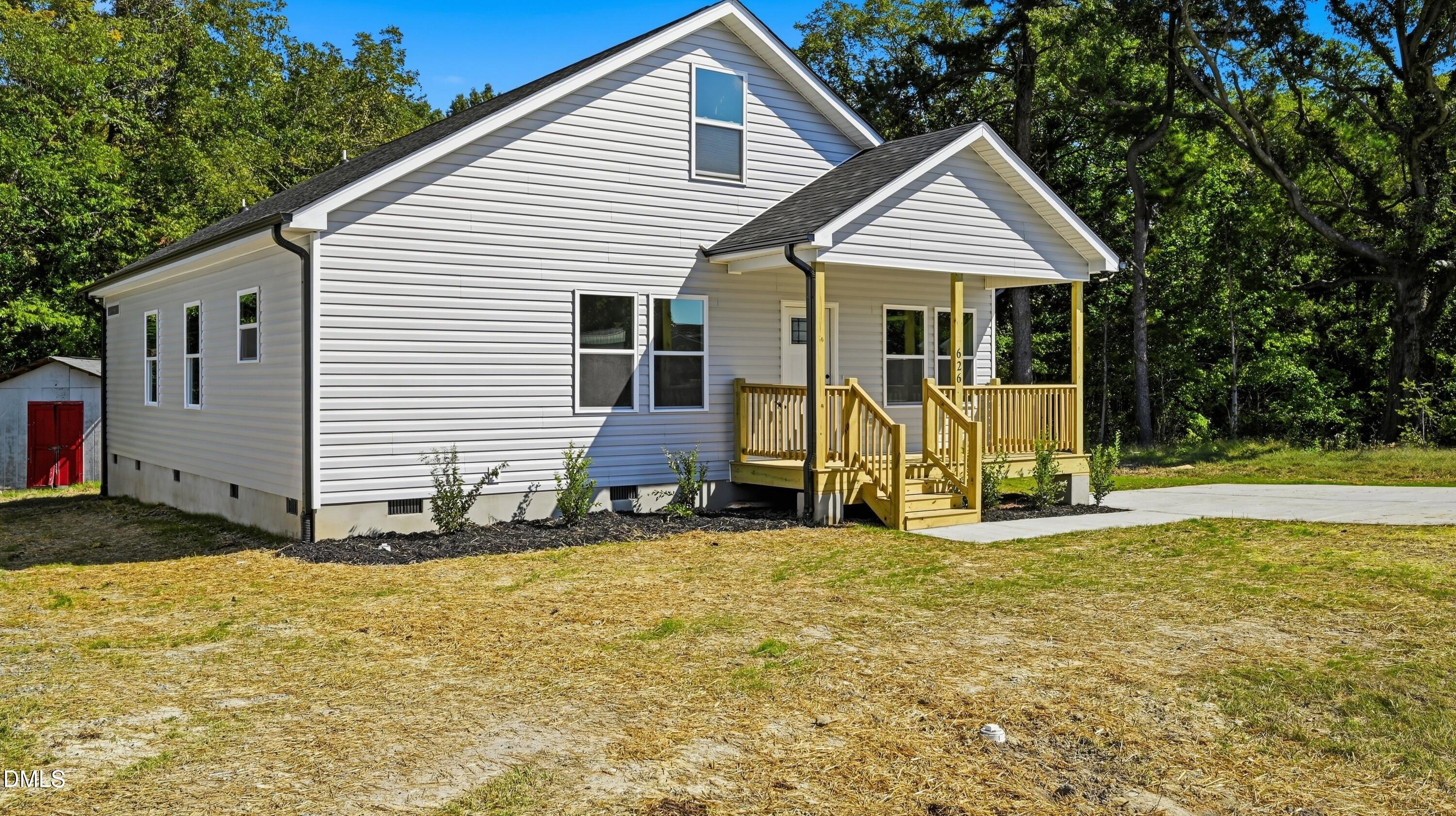 626 Lane Street Property Photo 5