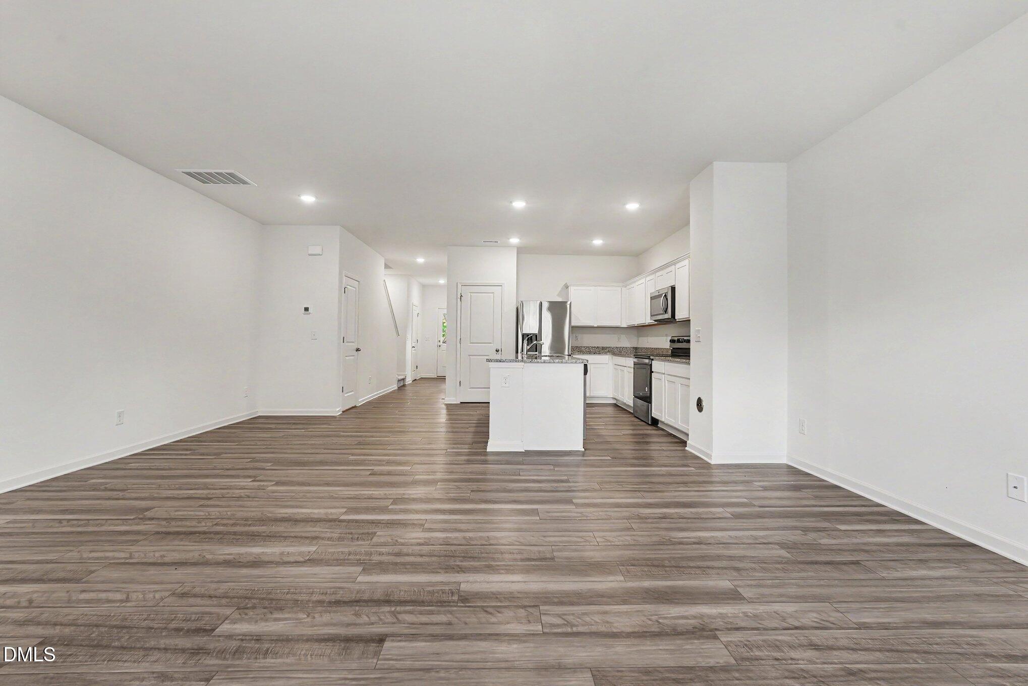 1404 Latham Garden Drive Property Photo 14