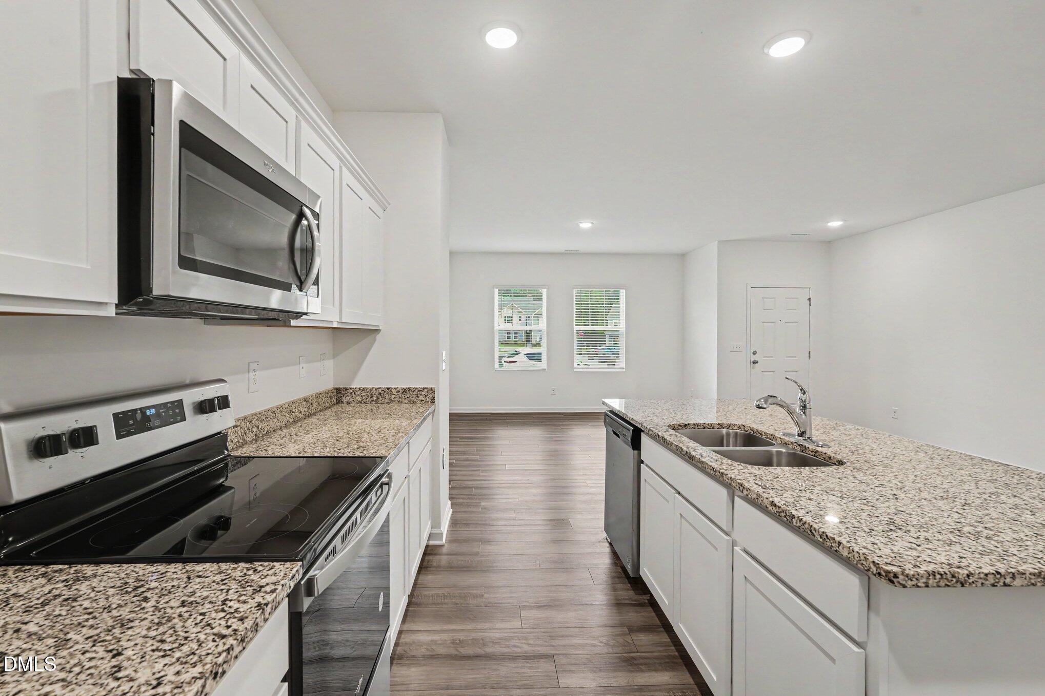 1404 Latham Garden Drive Property Photo 16