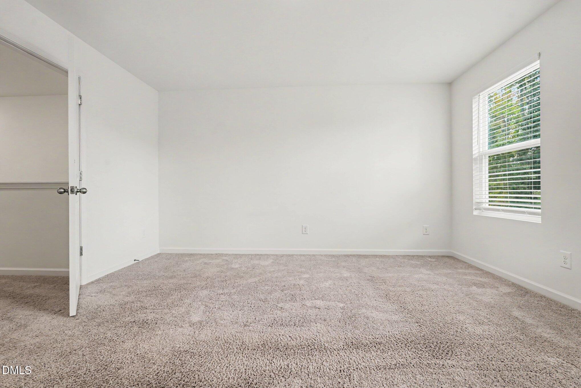 1404 Latham Garden Drive Property Photo 34