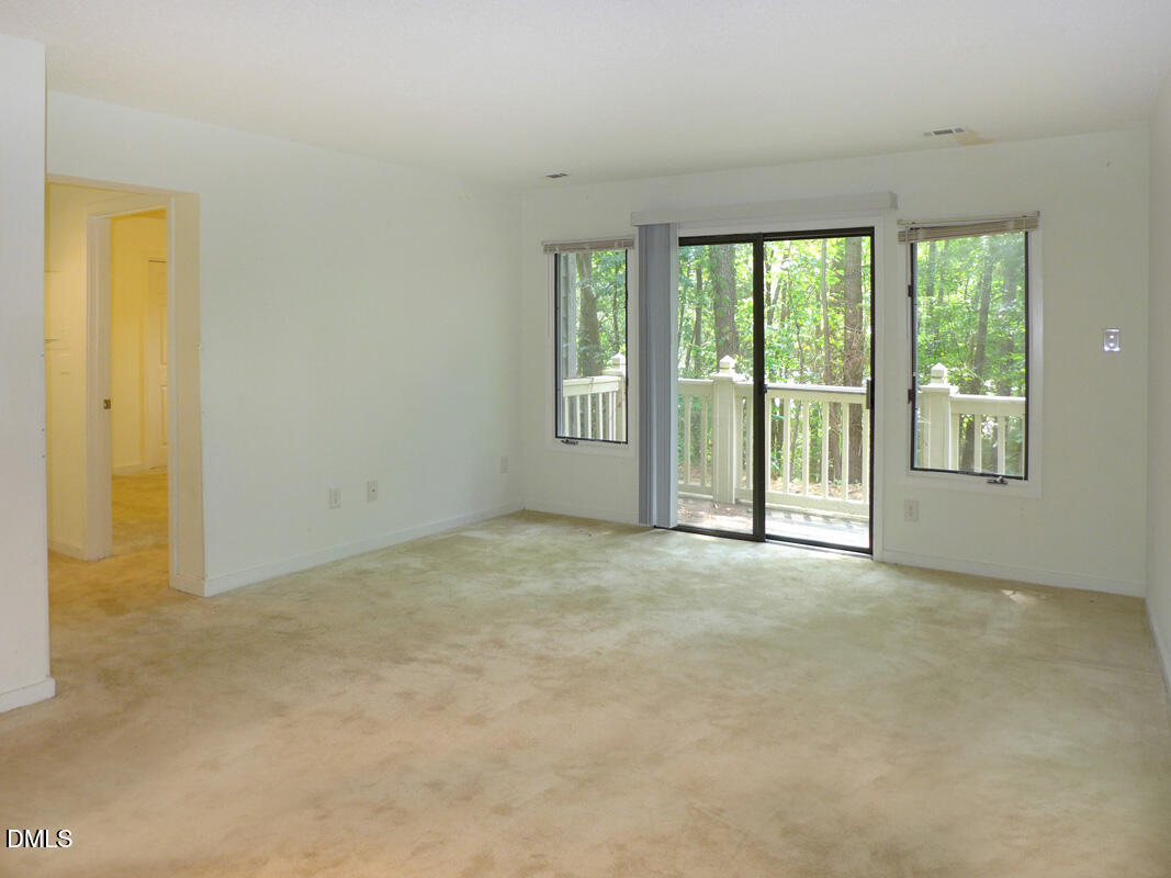 704 Martin Luther King Junior Boulevard D2 Property Photo 4