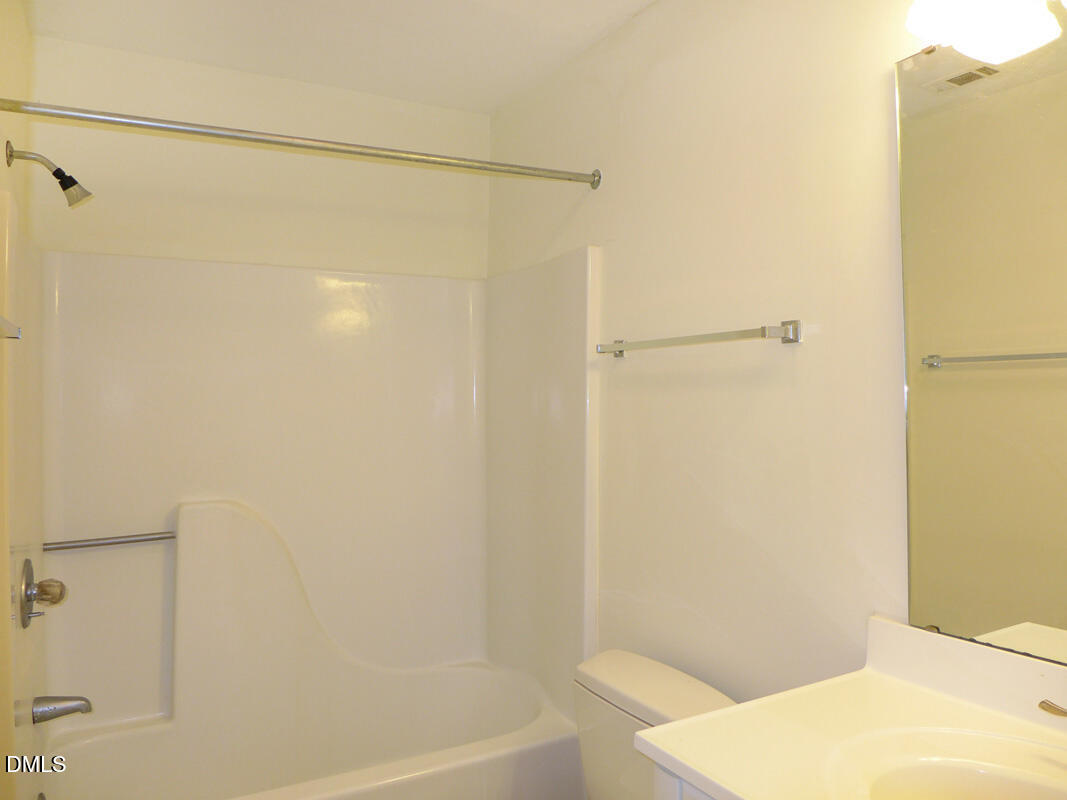 704 Martin Luther King Junior Boulevard D2 Property Photo 10
