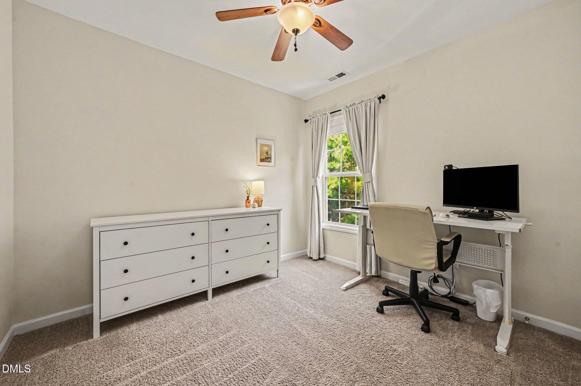 818 Woodside Park Lane Property Photo 14