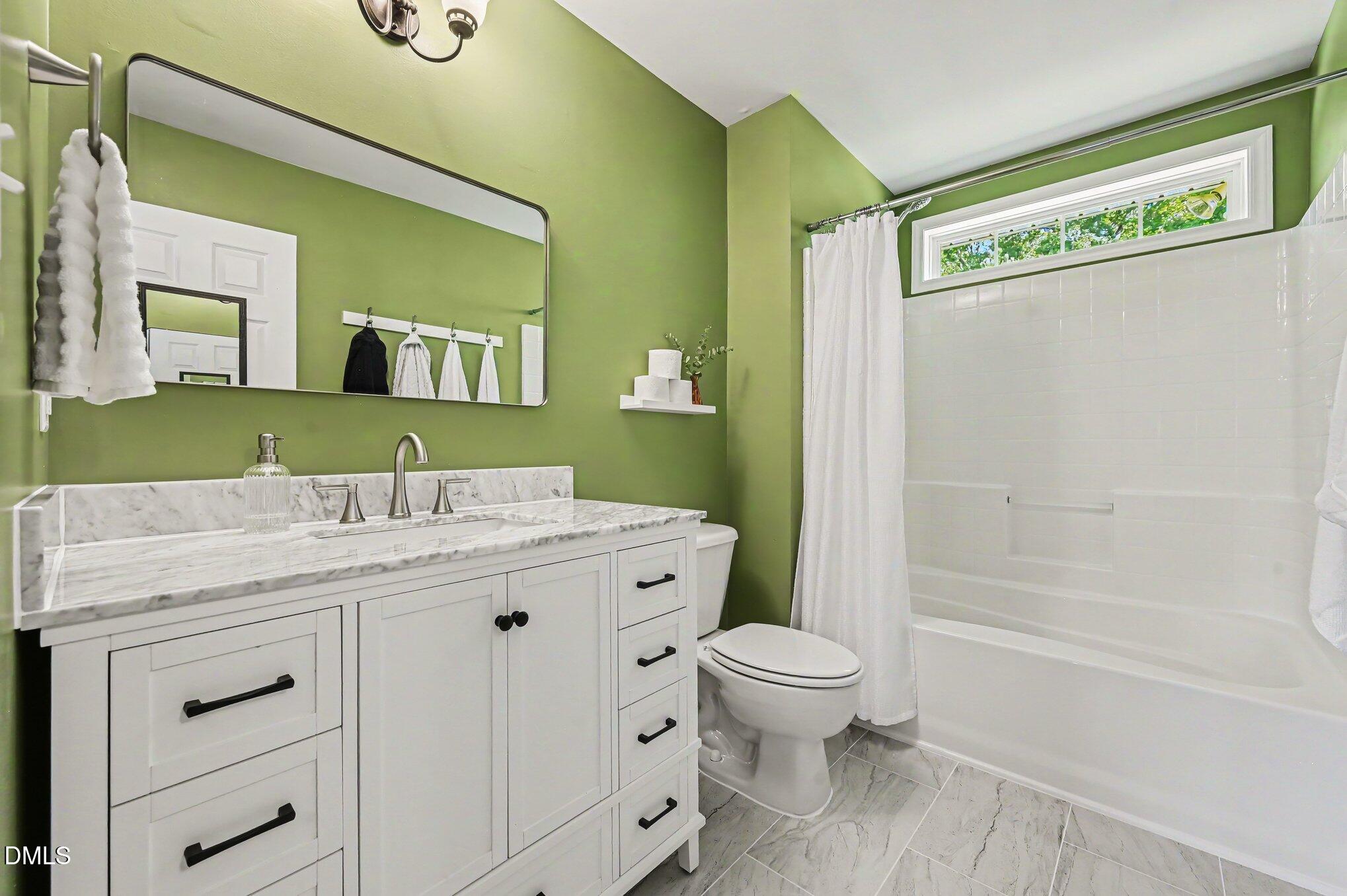 818 Woodside Park Lane Property Photo 19