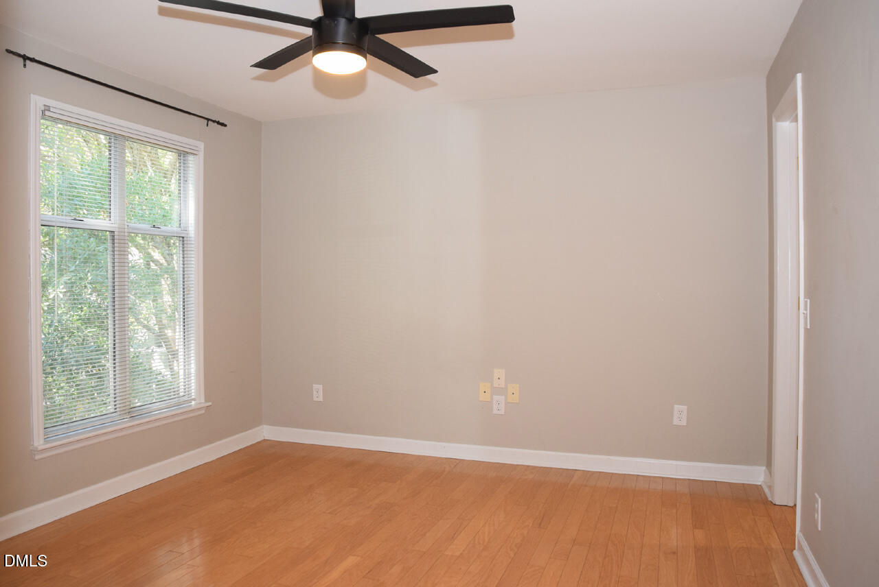 1221 Westview Lane 301 Property Photo 13