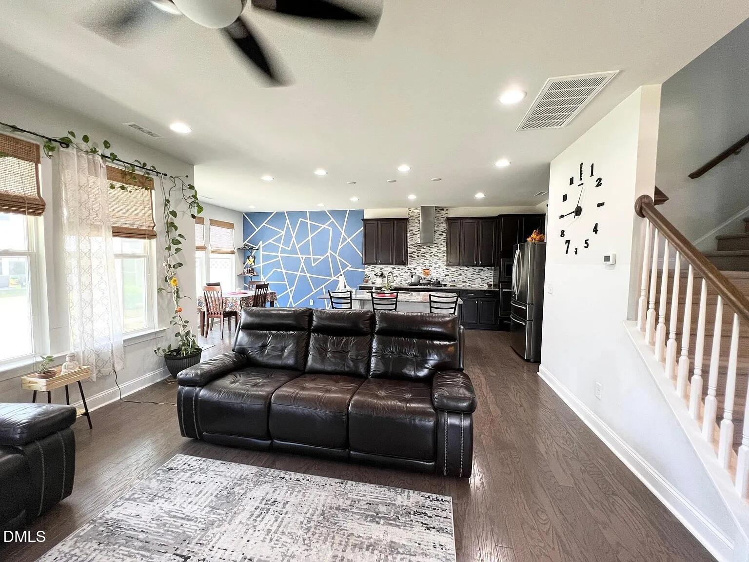 1032 Benay Road Property Photo 8
