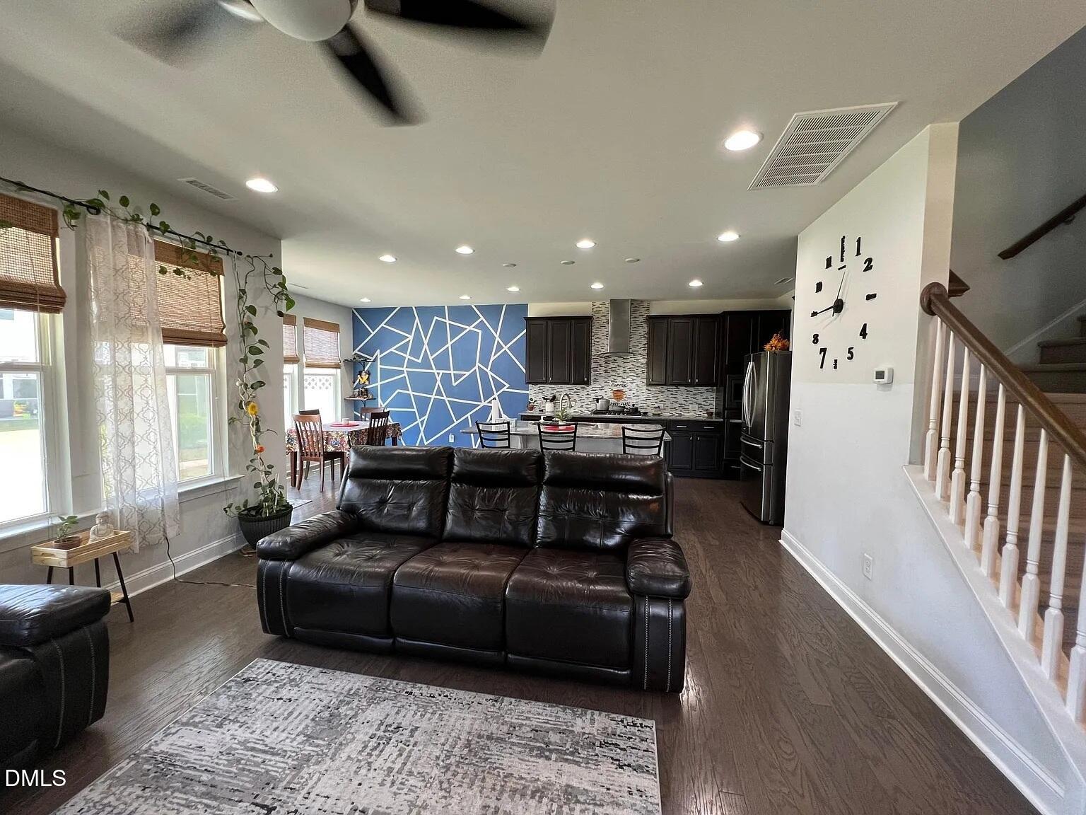 1032 Benay Road Property Photo 9