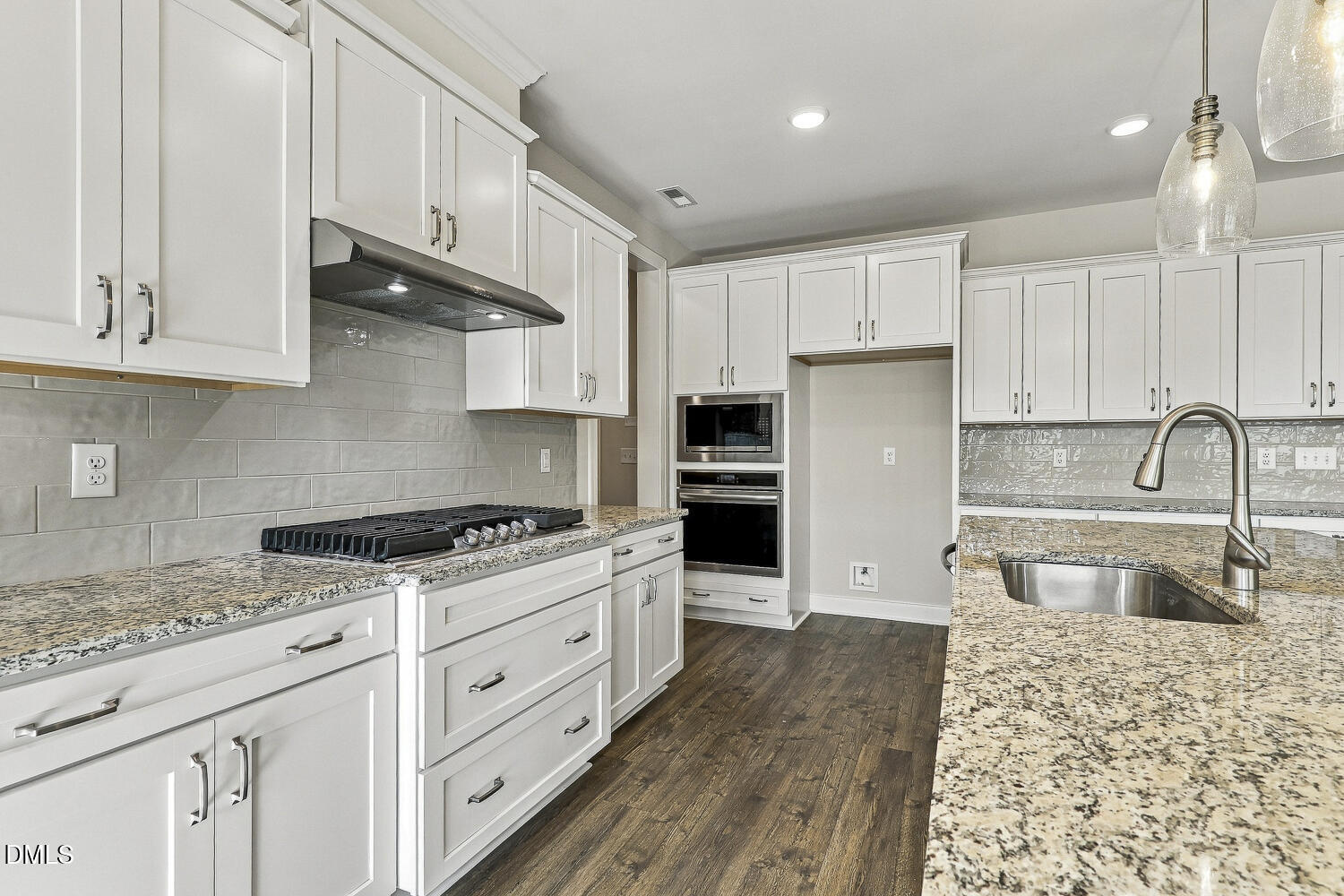 9008 Dupree Mdw Drive Property Photo 12