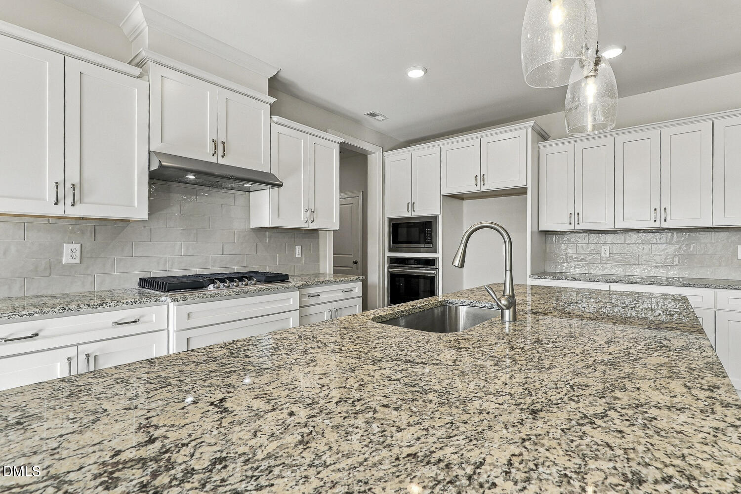 9008 Dupree Mdw Drive Property Photo 13