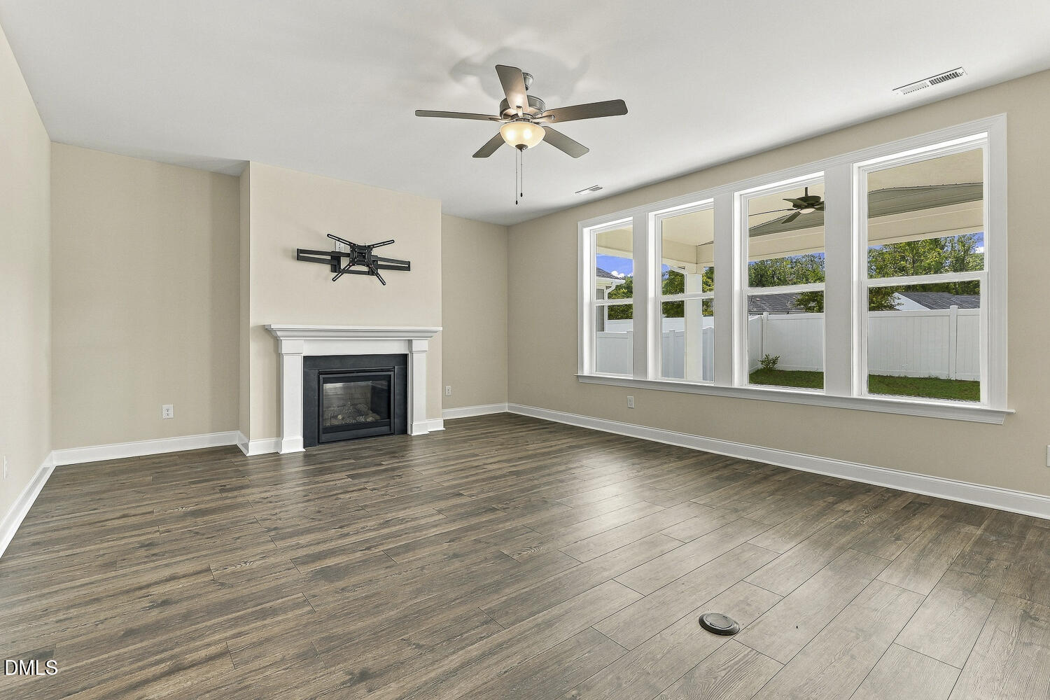 9008 Dupree Mdw Drive Property Photo 19