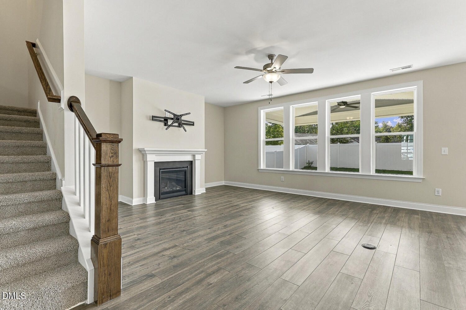 9008 Dupree Mdw Drive Property Photo 28