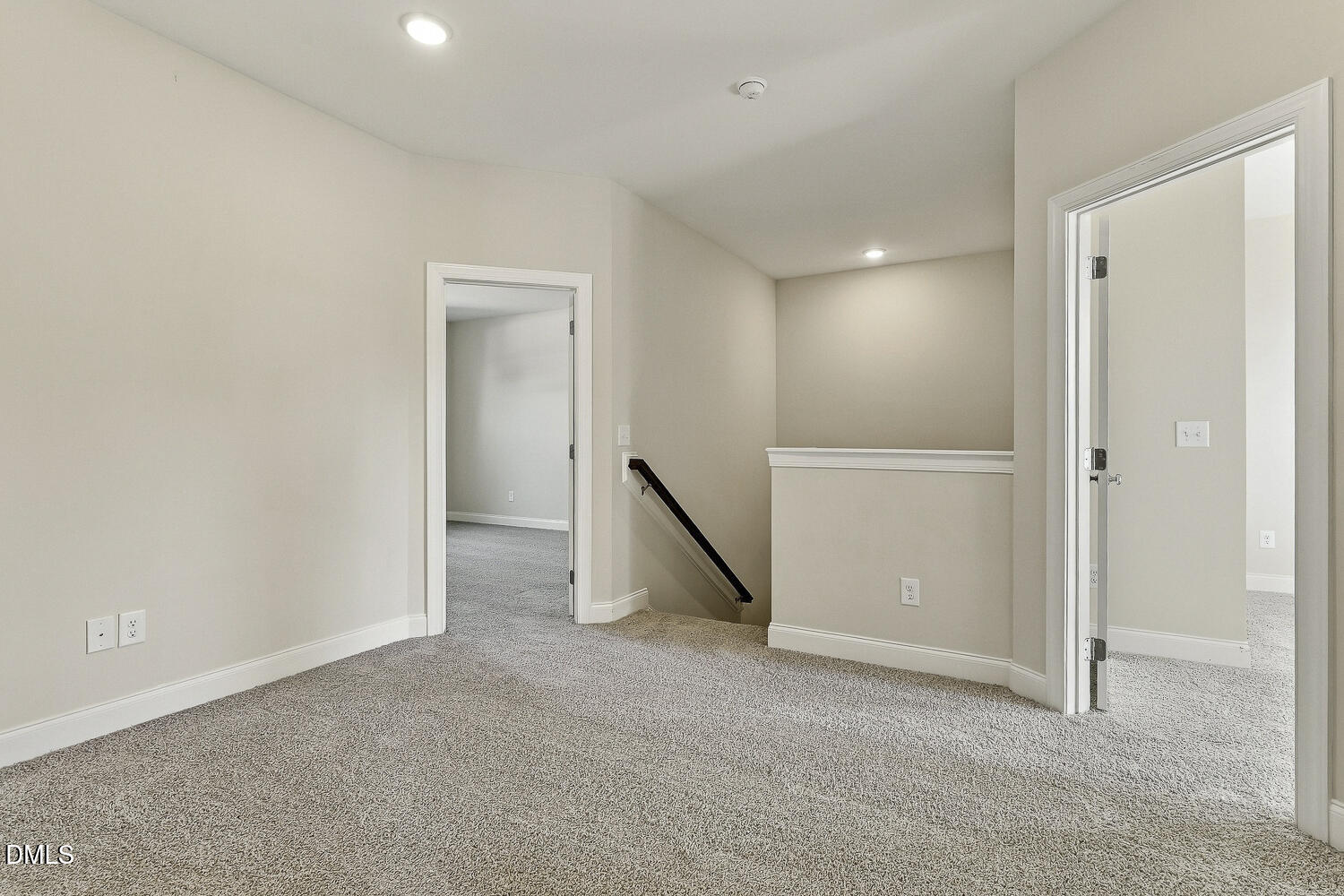 9008 Dupree Mdw Drive Property Photo 29