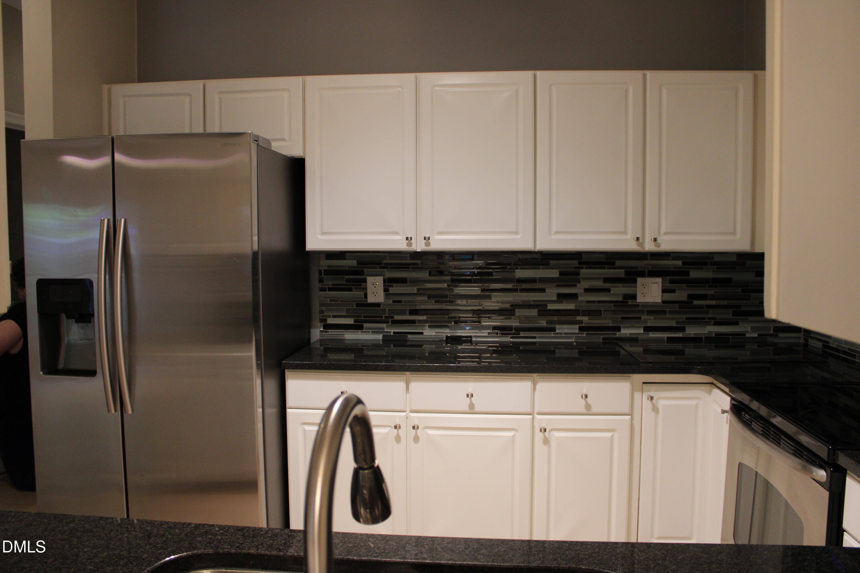 252 E Davie Street 1 Property Photo 18