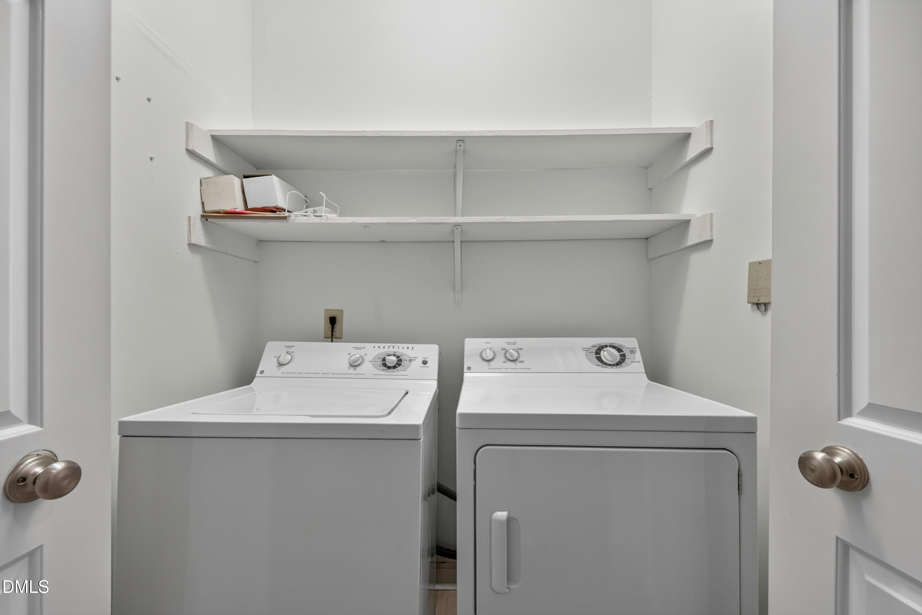 252 E Davie Street 1 Property Photo 46