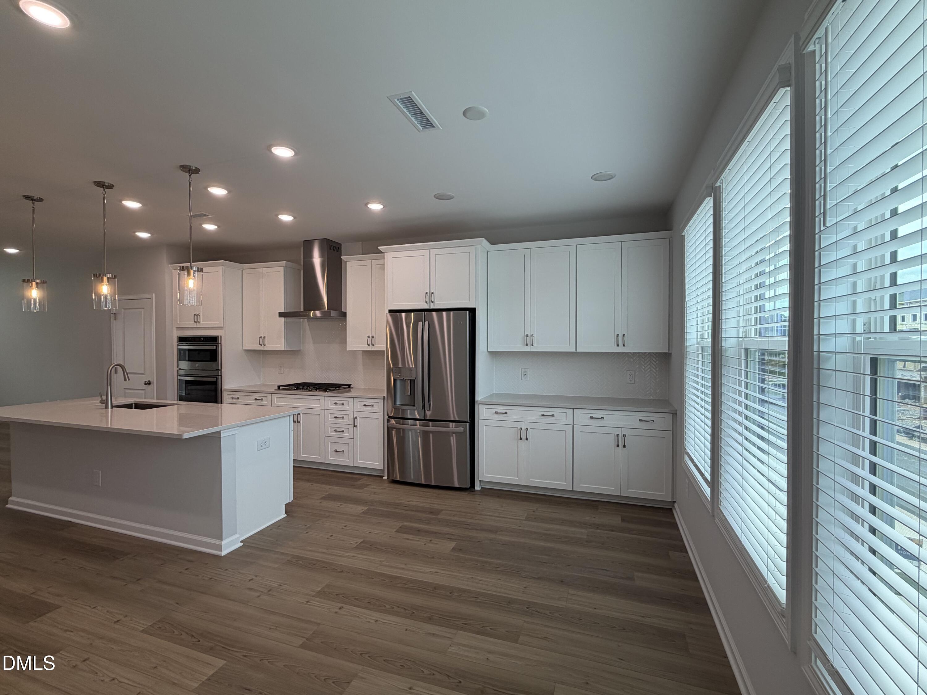 9037 Hazy Jade Way Property Photo 4