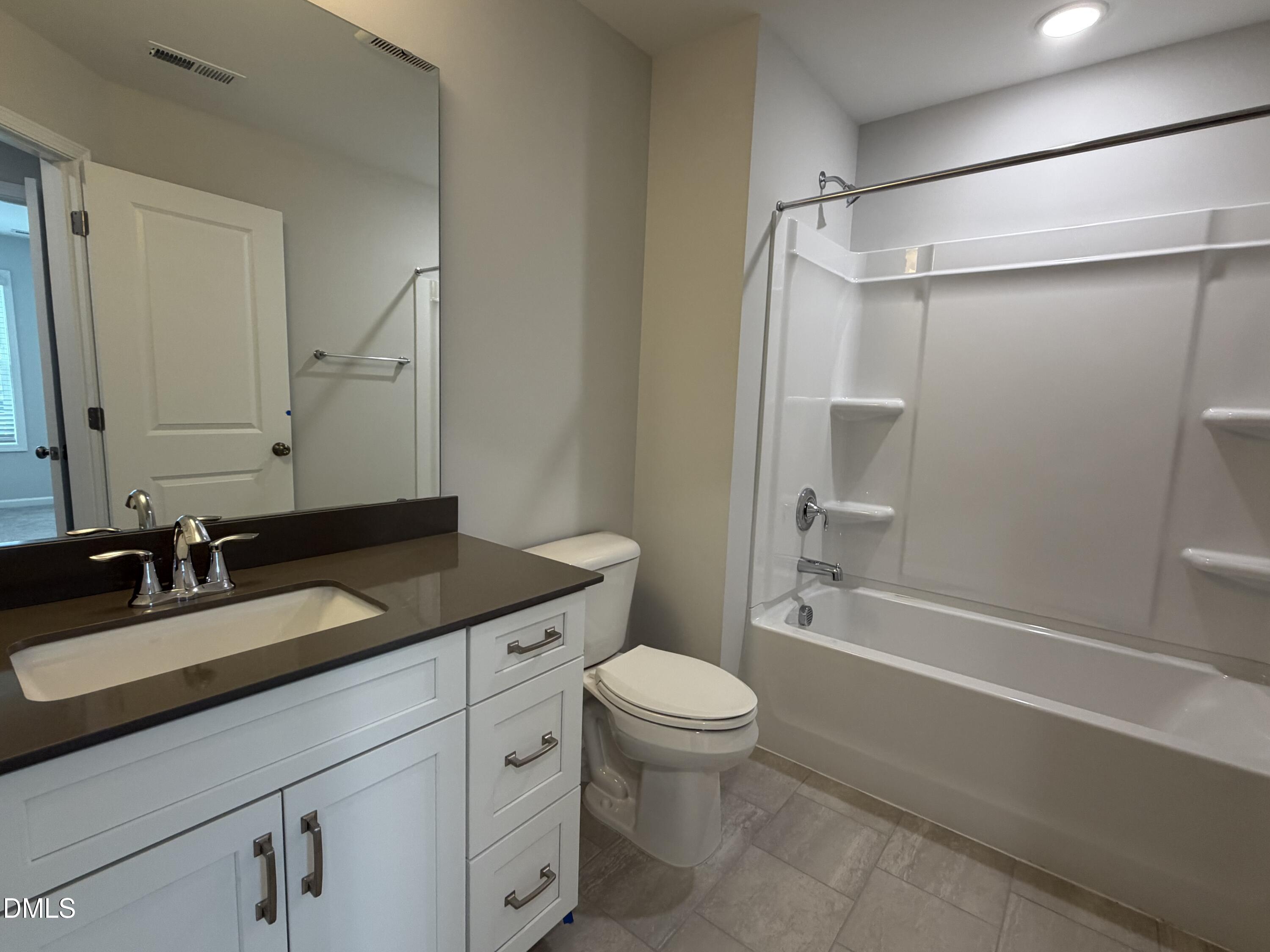 9037 Hazy Jade Way Property Photo 13