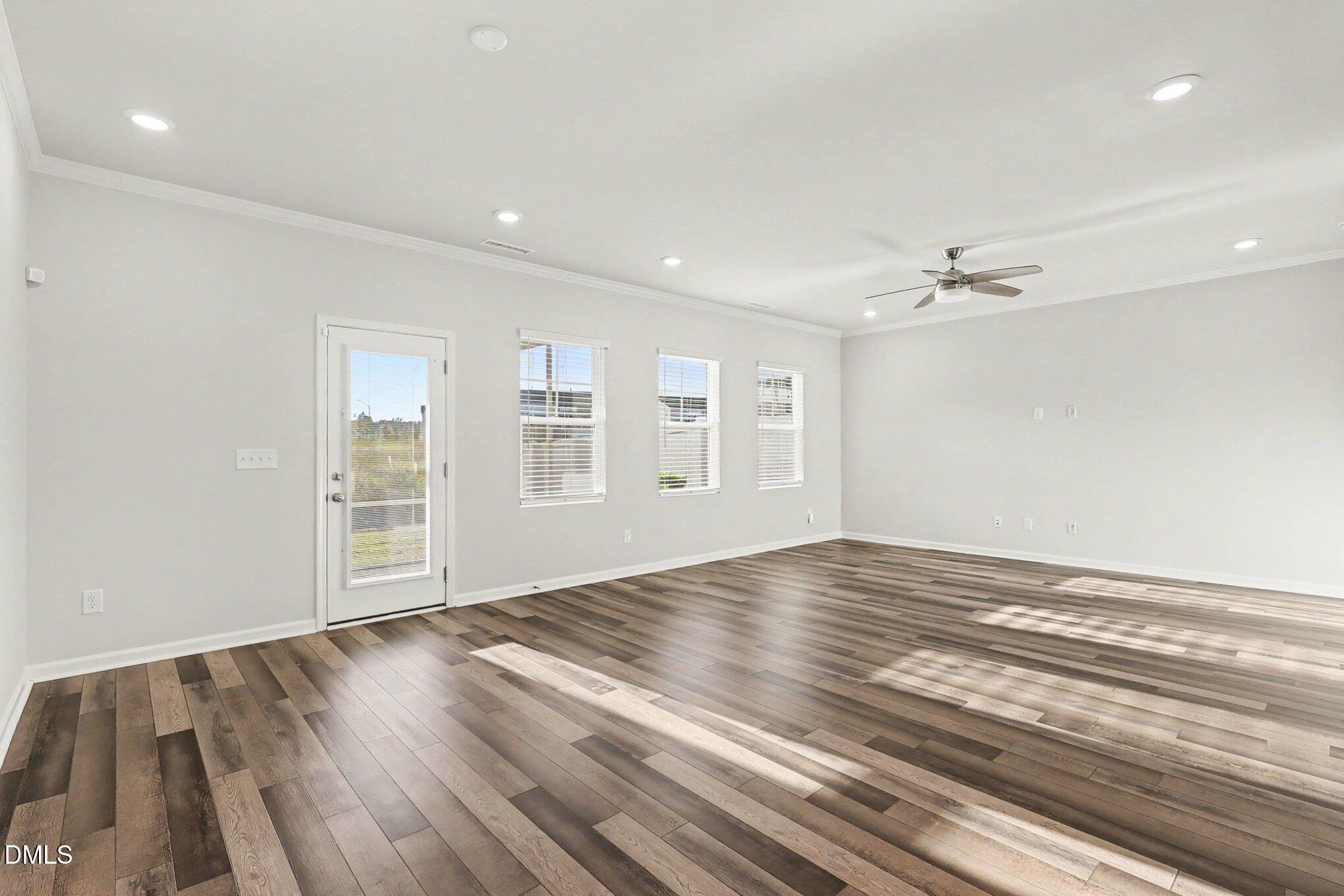 6042 Renew Place Property Photo 4