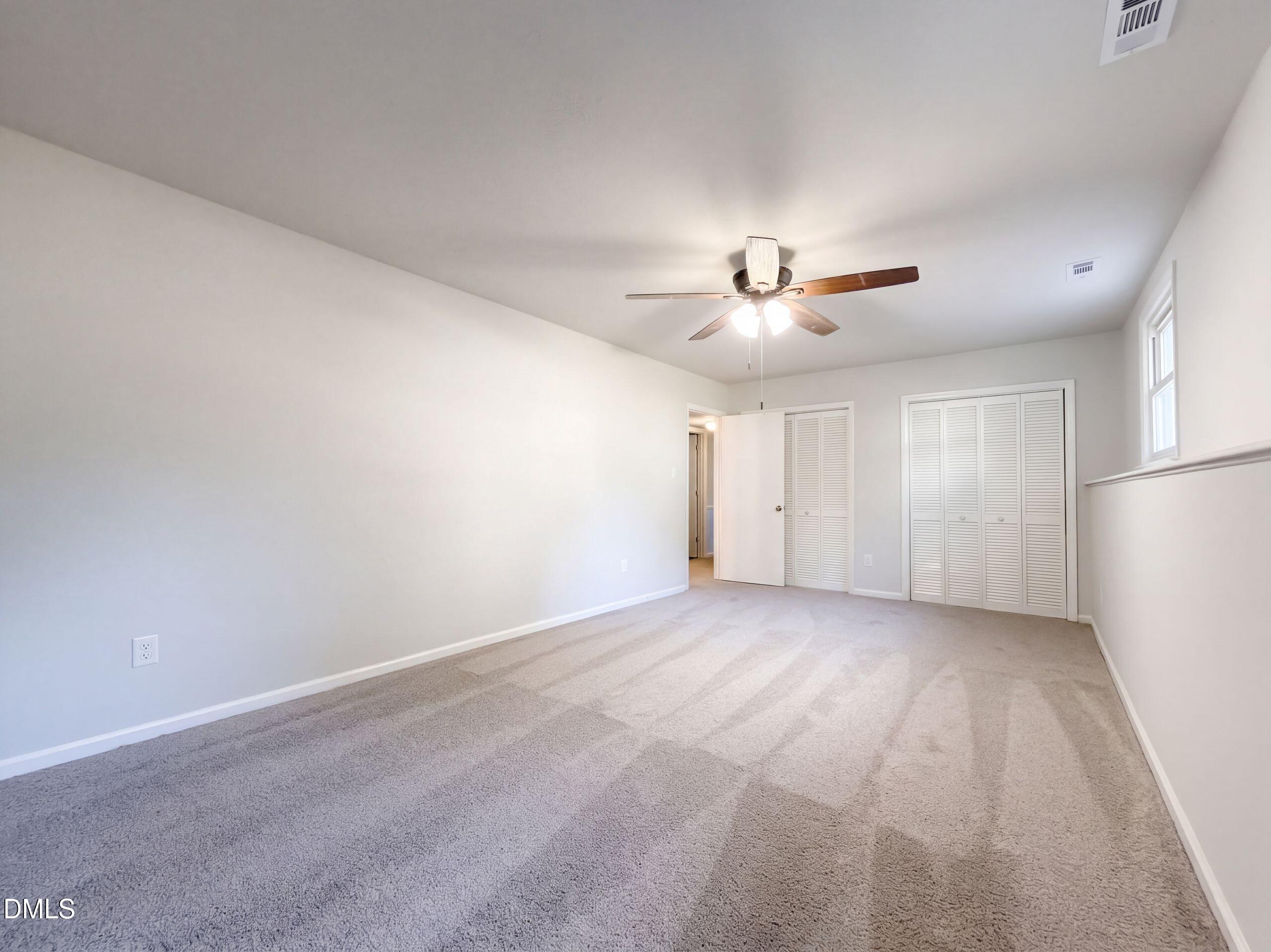 5408 Woodard Court Property Photo 4
