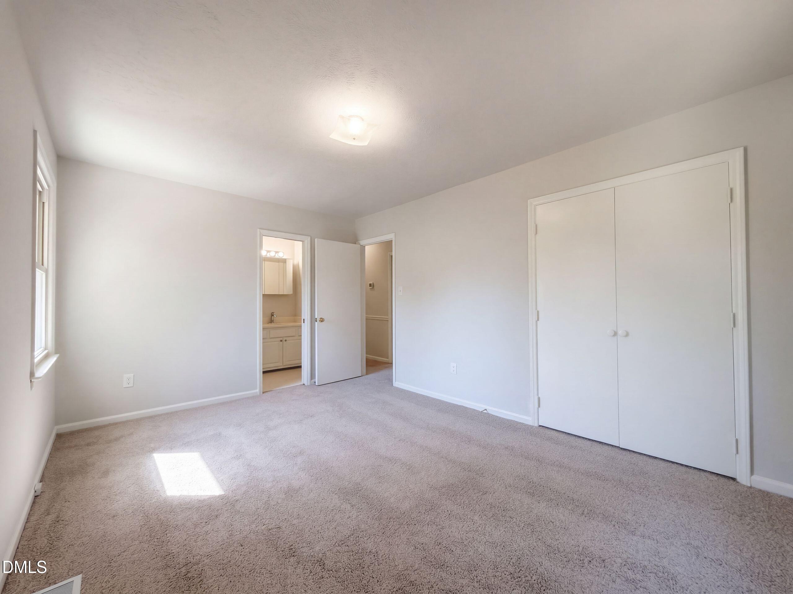 5408 Woodard Court Property Photo 8