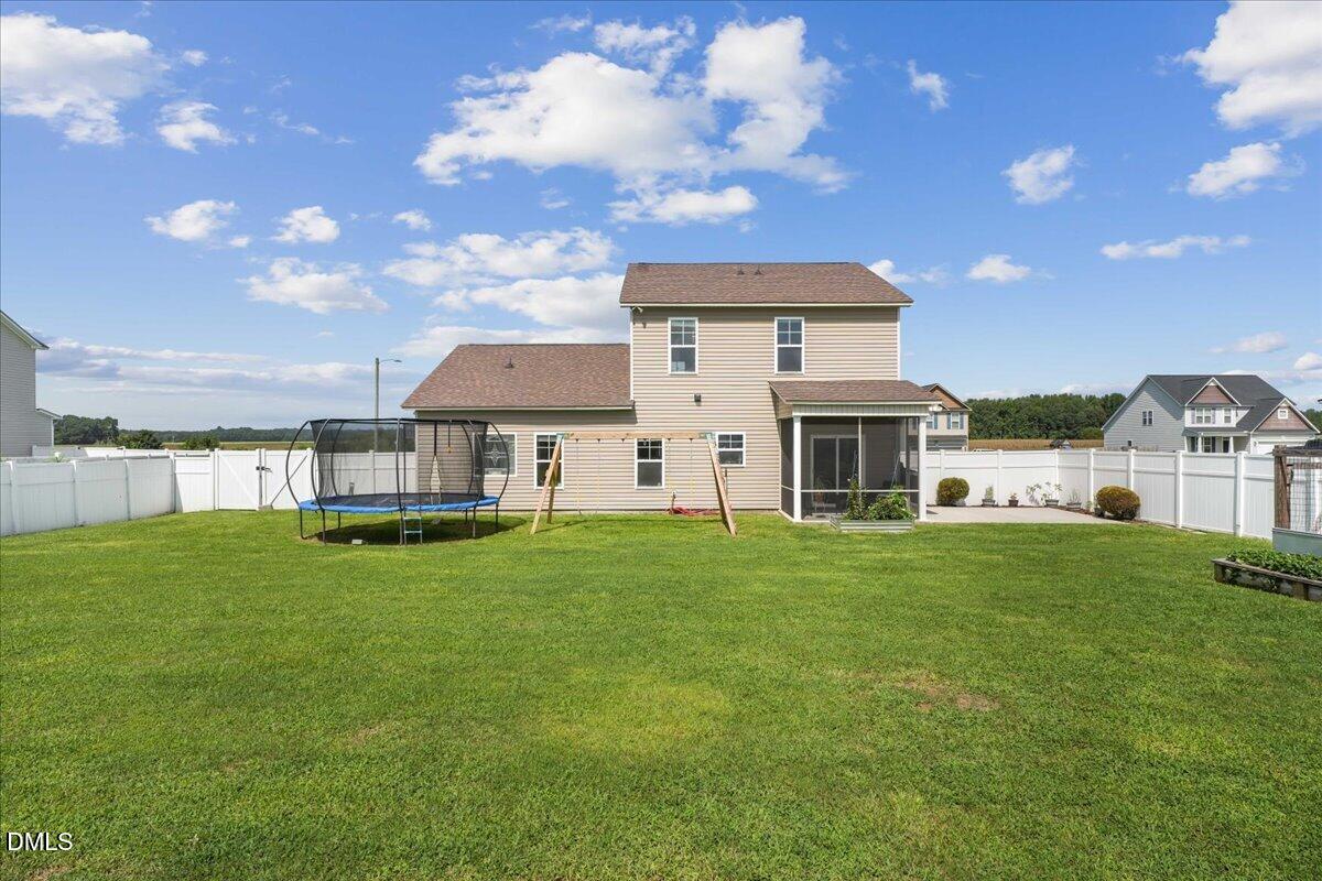 306 Beckett Drive Property Photo 8
