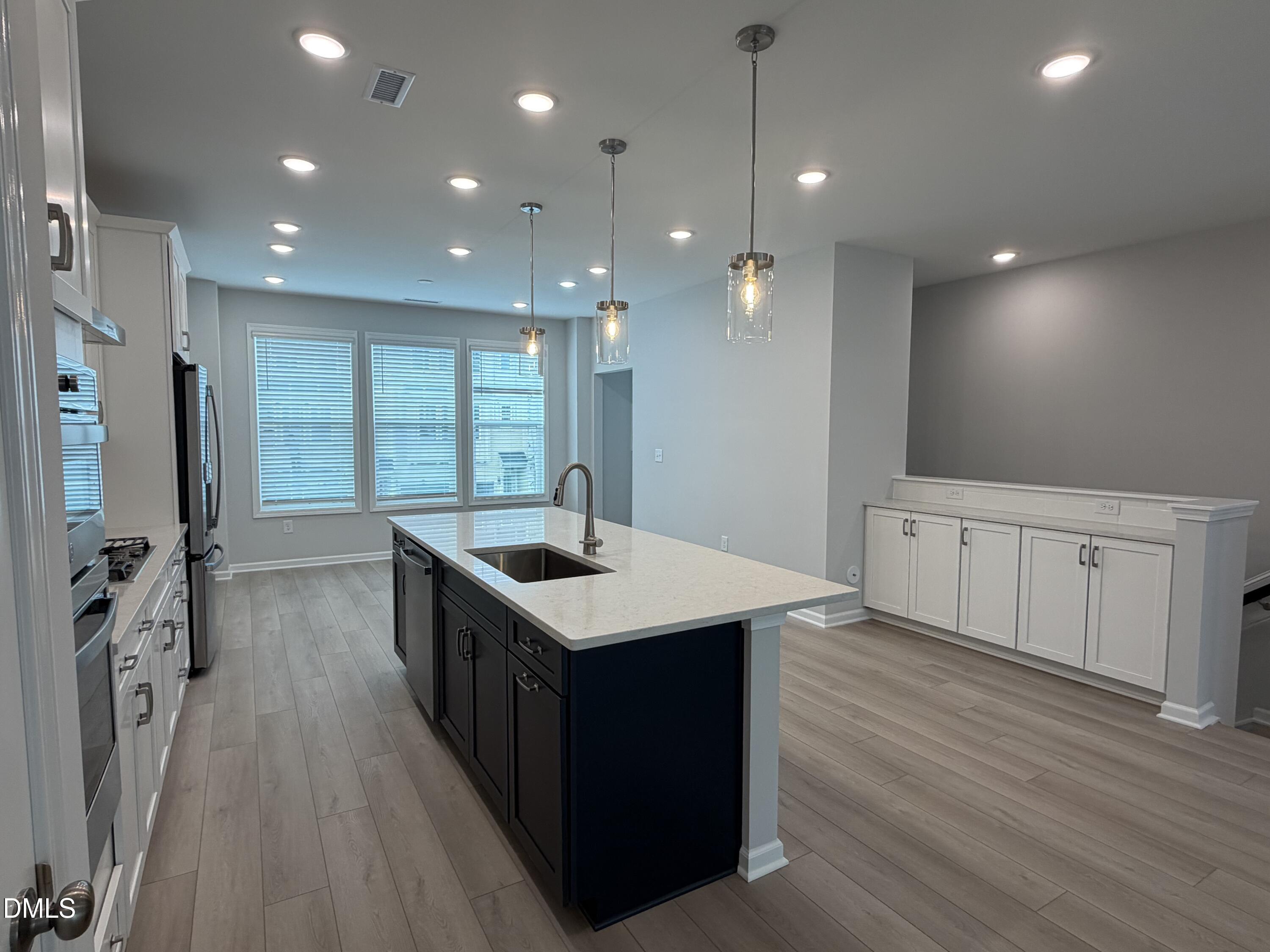 9049 Hazy Jade Way Property Photo 3
